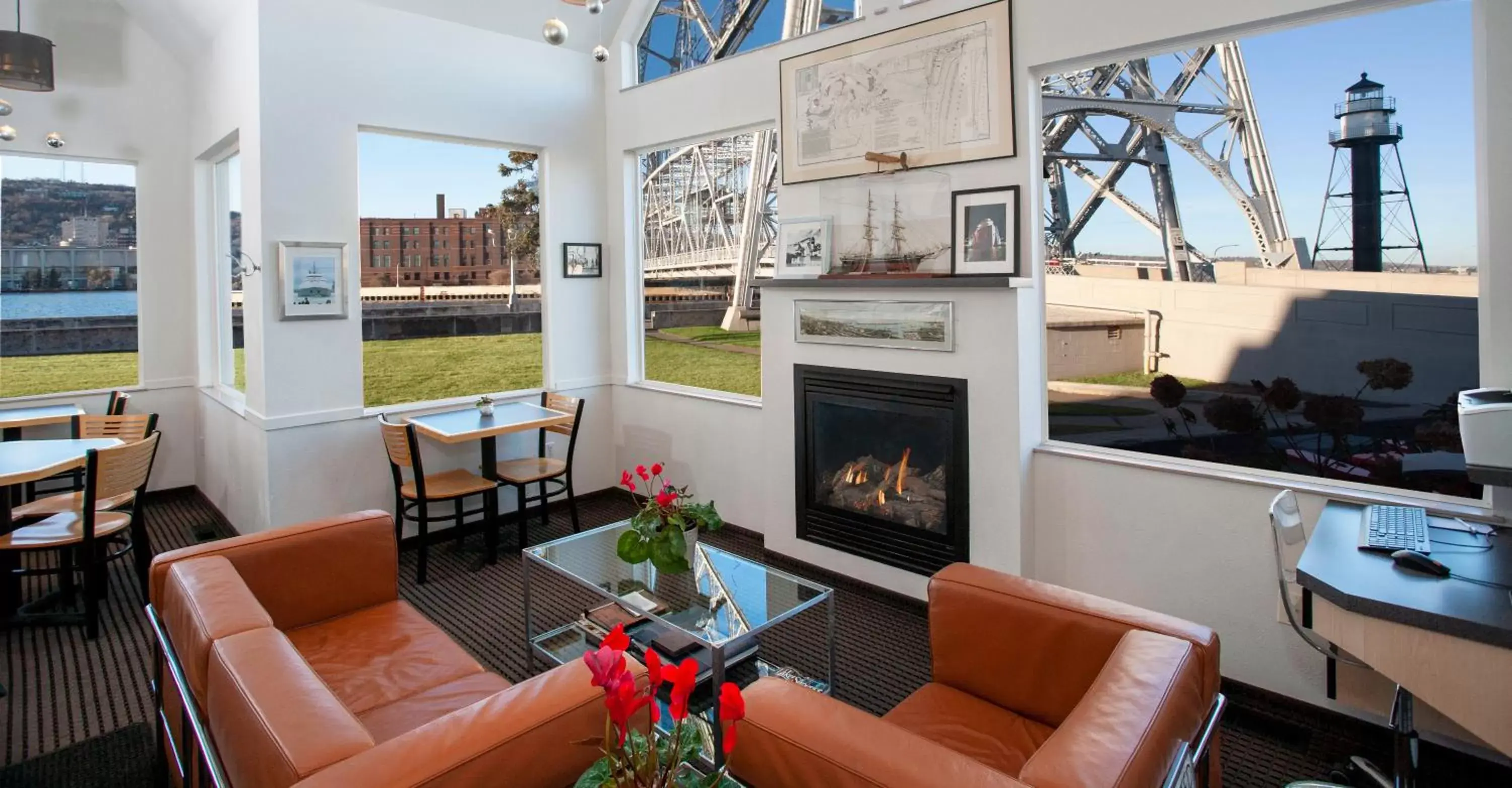 Seating area in South Pier Inn