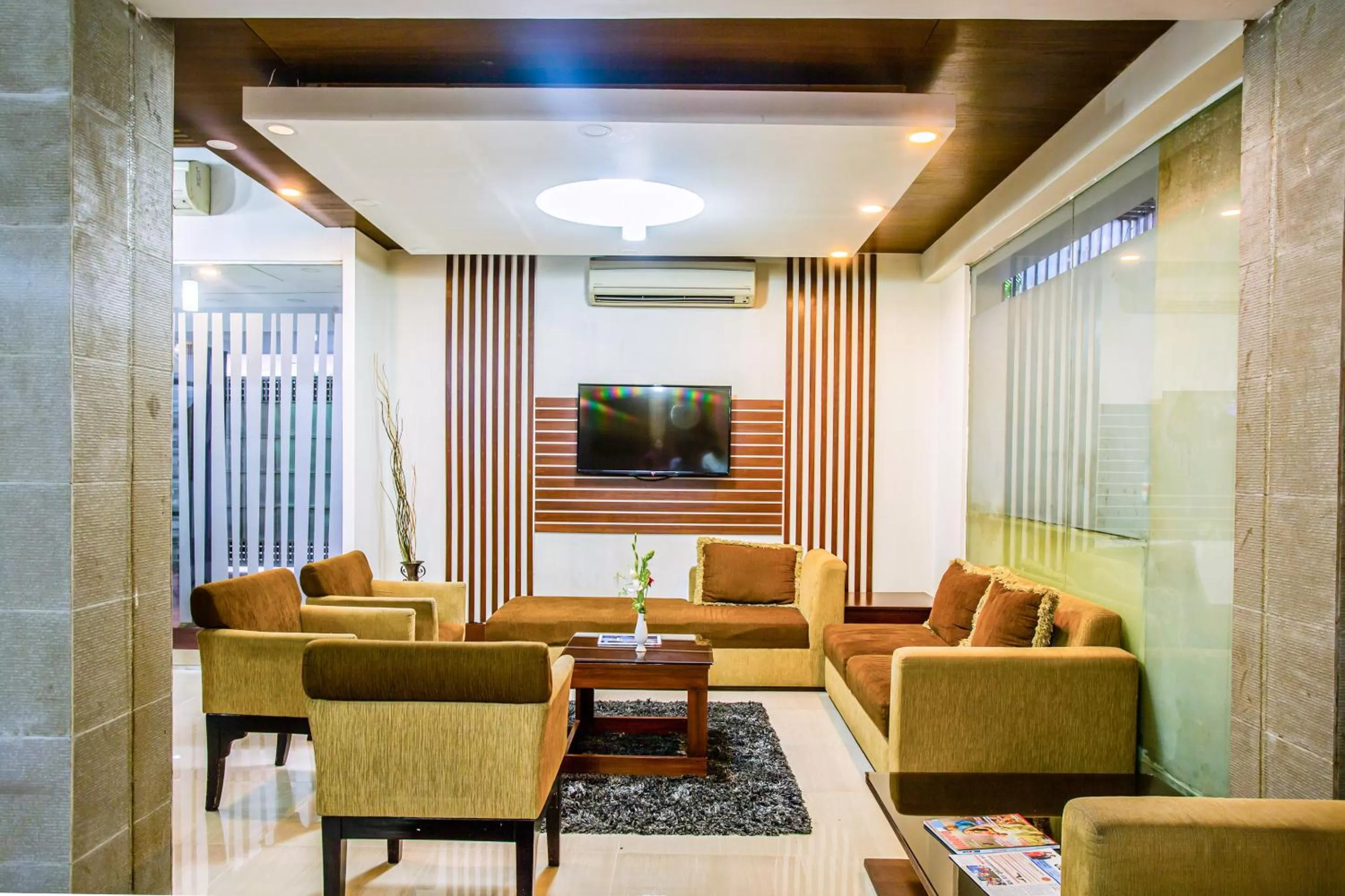 Living room in Hotel La Villa Western by Sea Pearl Beach Resort & Spa