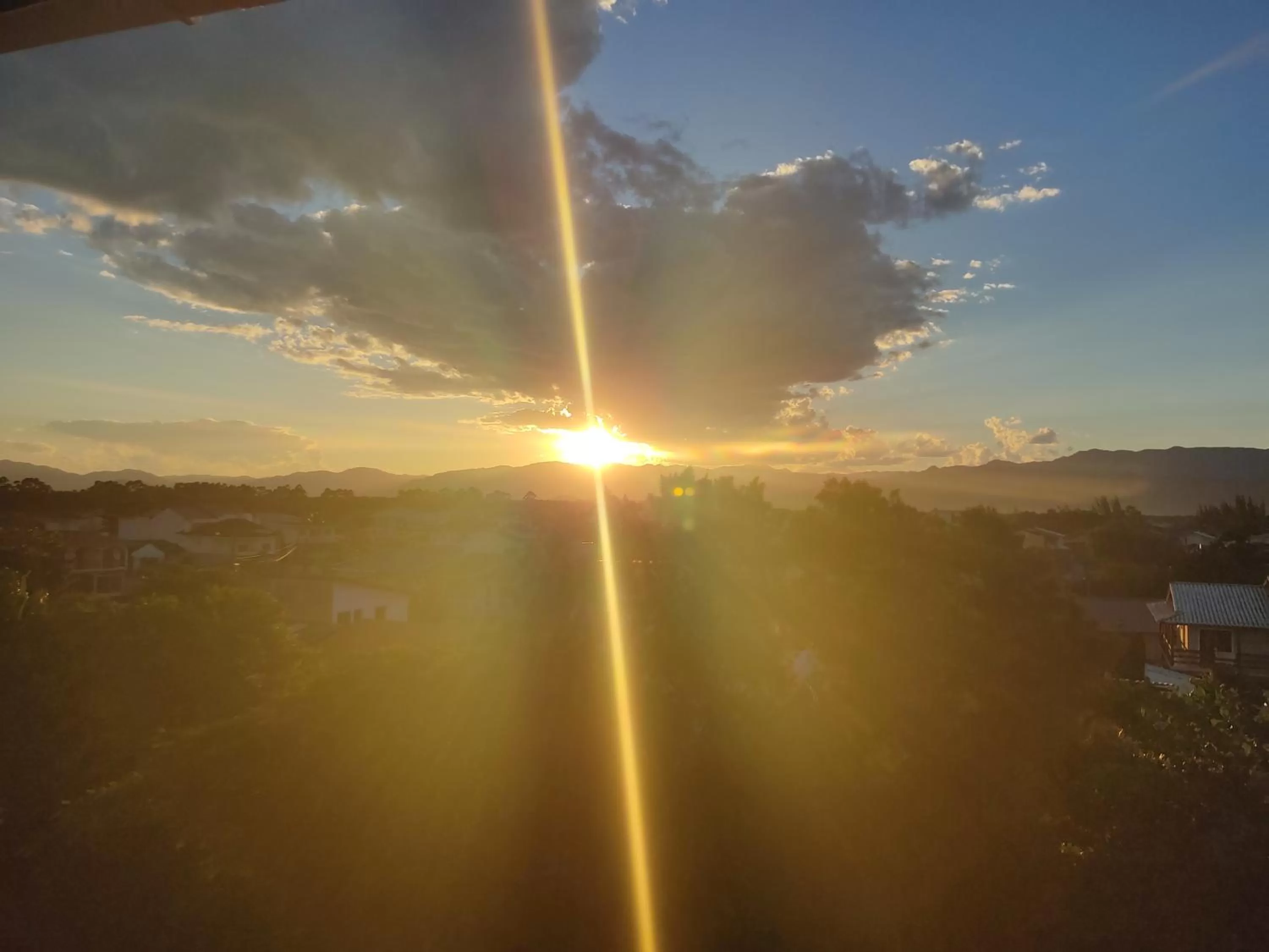 Sunrise/Sunset in Residencial Massiambu