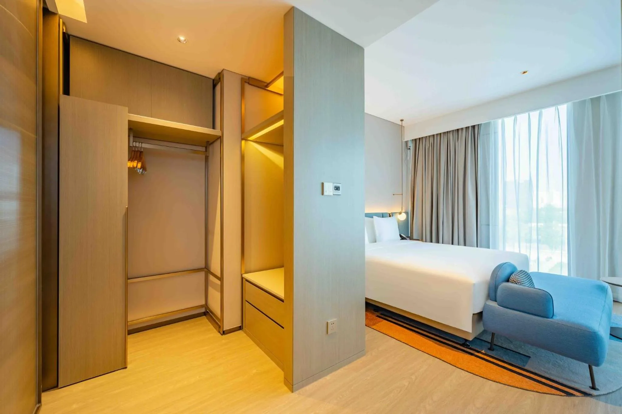 Photo of the whole room, Bed in EVEN Hotels Shanghai Expo by IHG