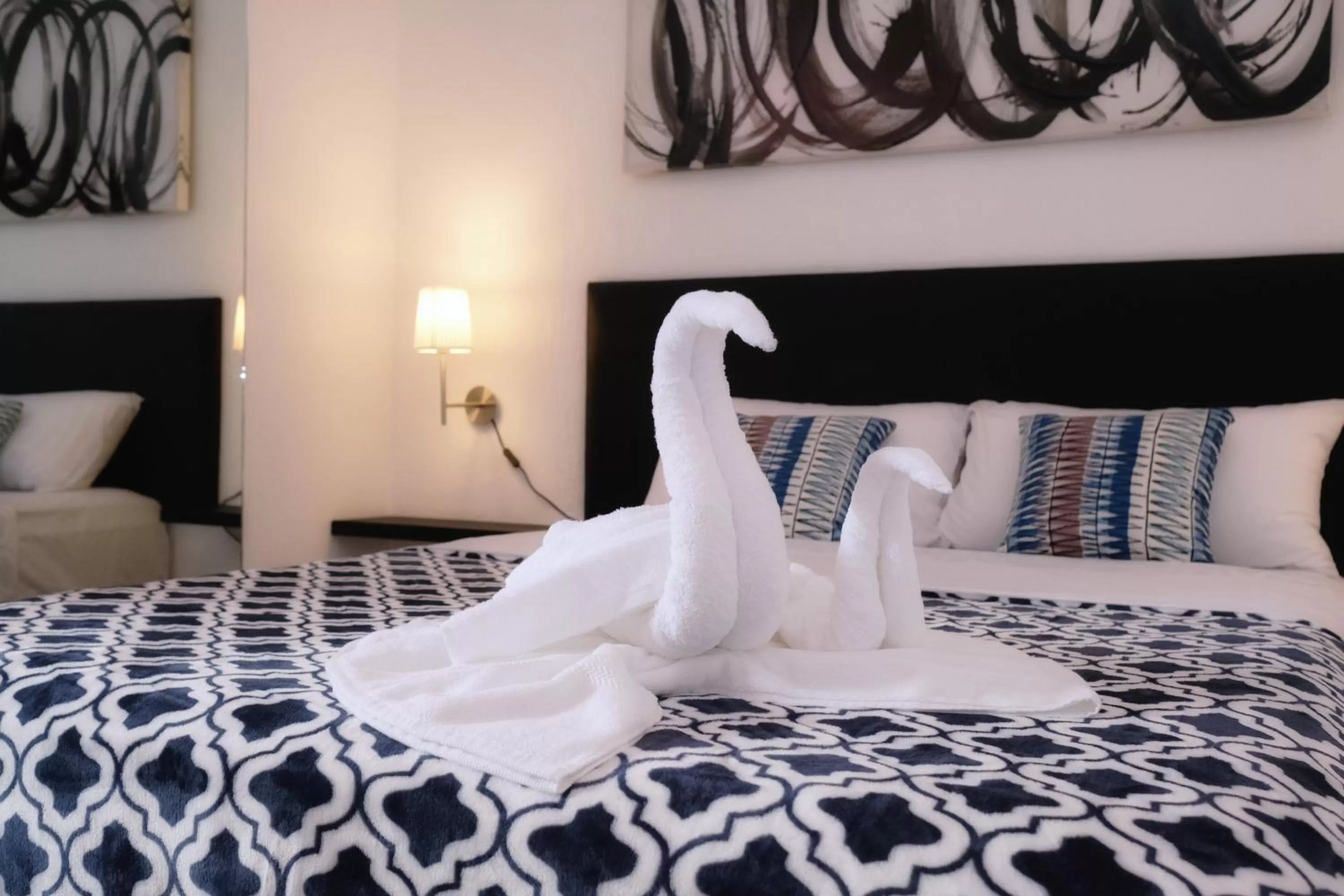 Decorative detail, Bed in D´Gecko Hotel