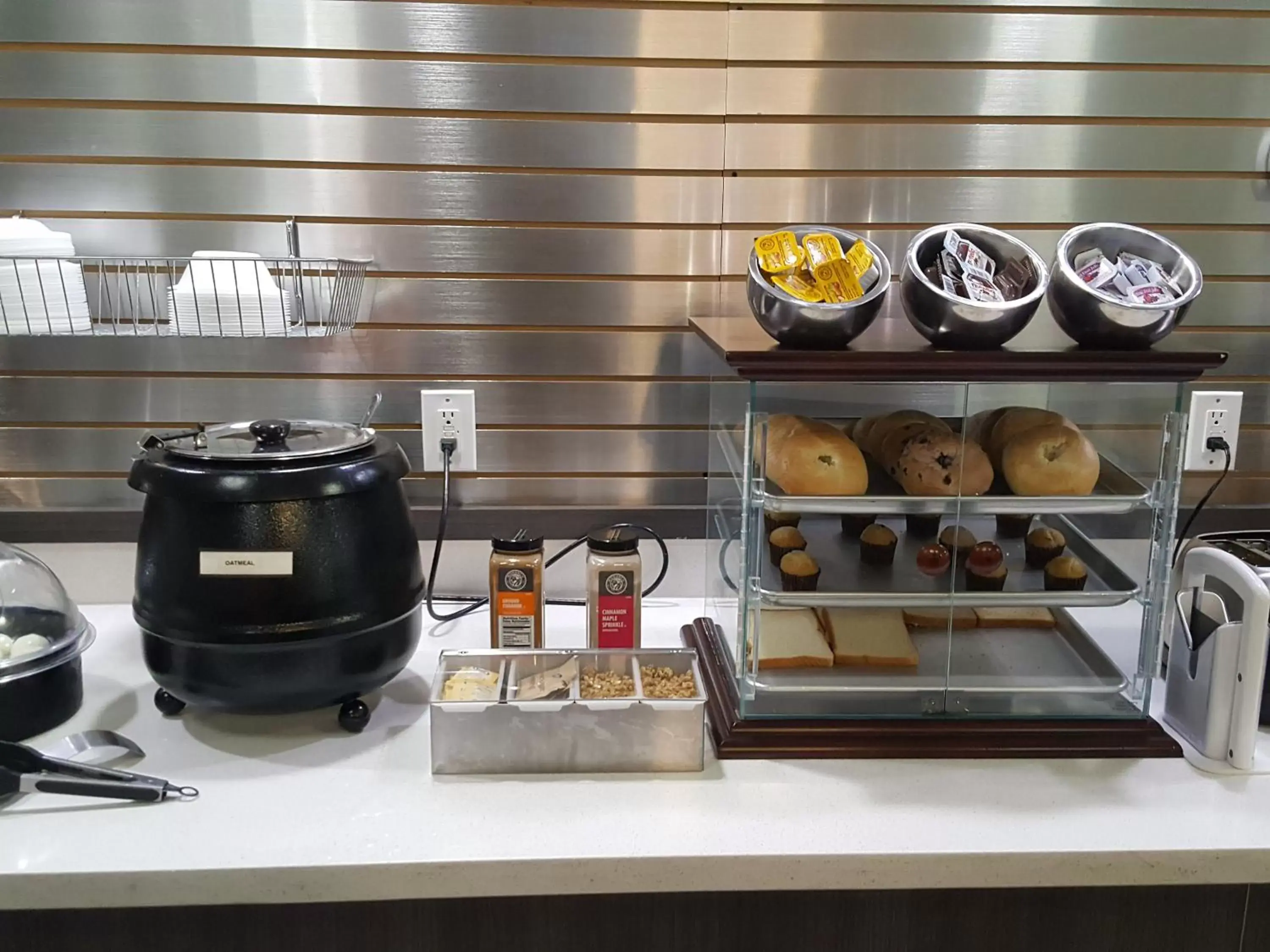 Coffee/tea facilities in La Quinta by Wyndham Port Lavaca