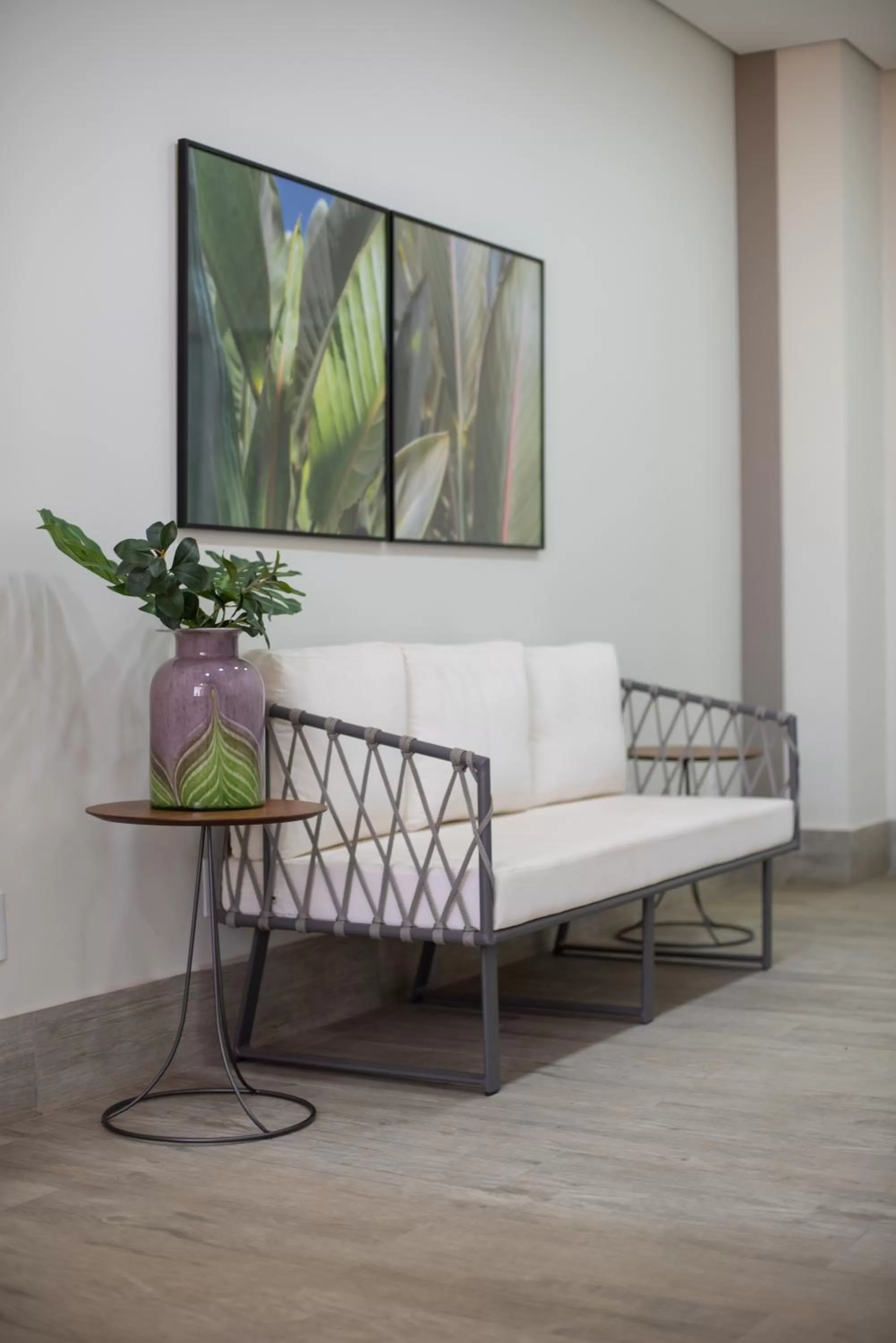 Decorative detail in Bristol Infinity Rio Claro