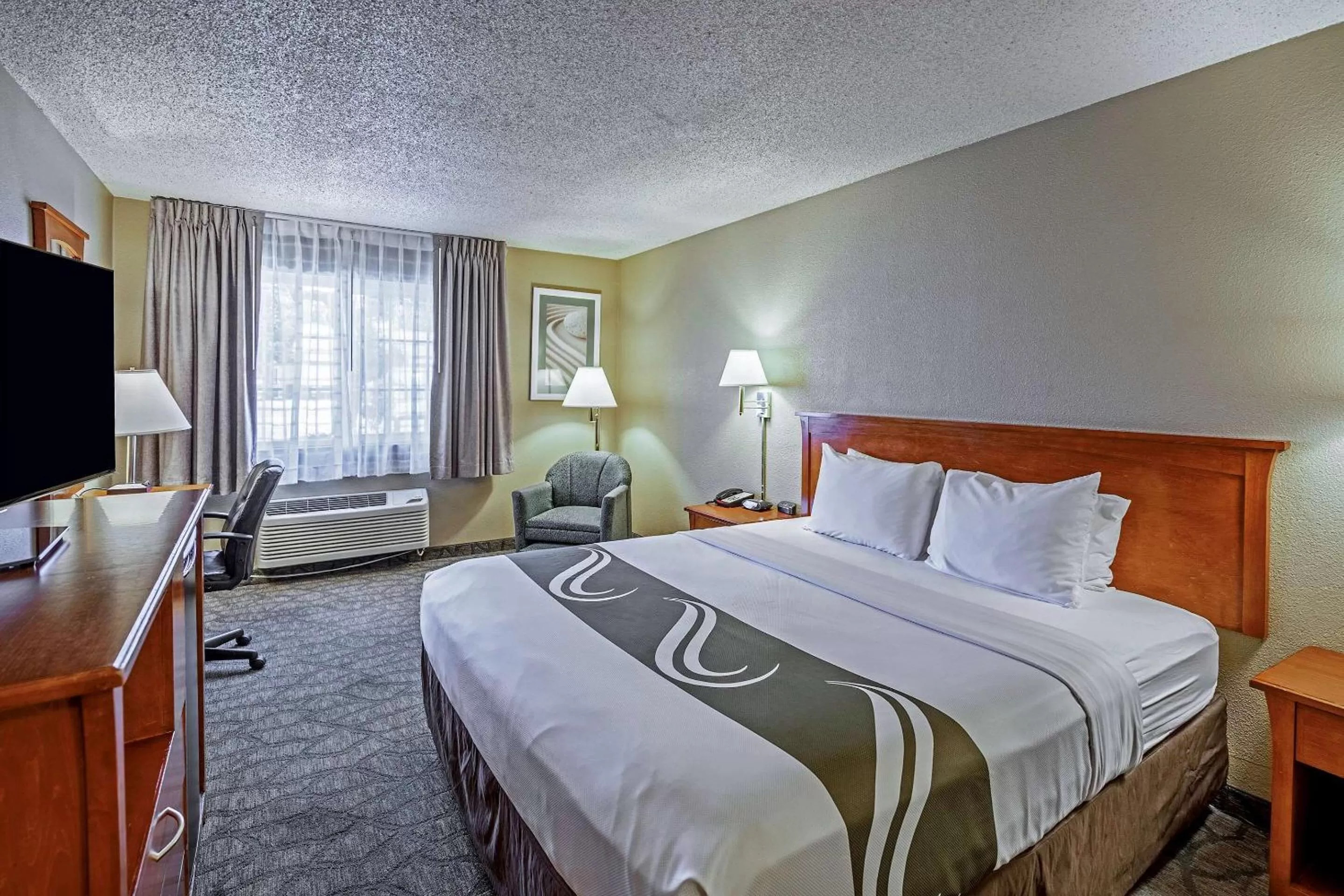 King Room - Non-Smoking in The Yosemite Inn