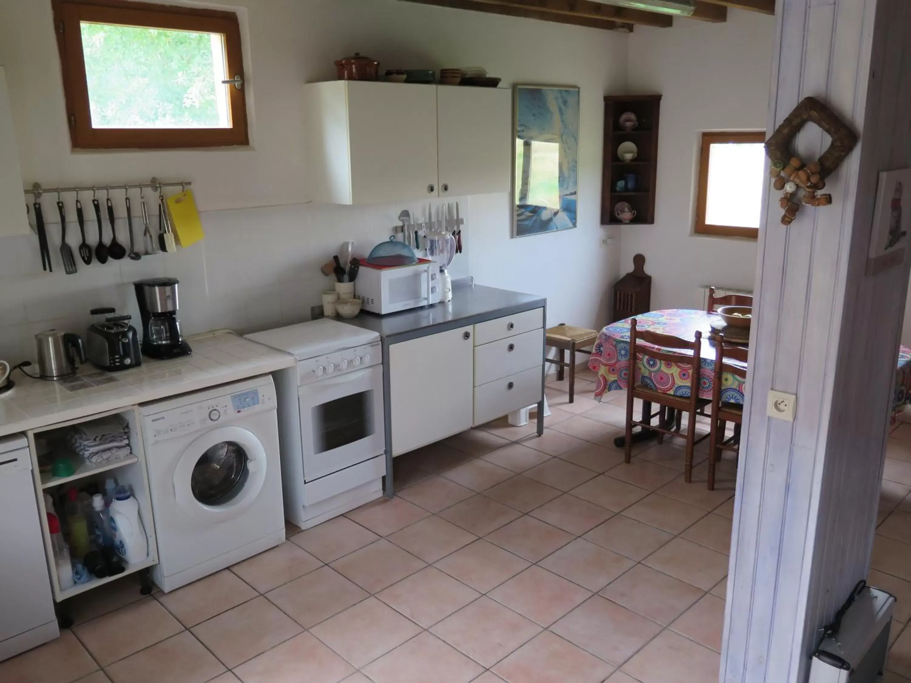kitchen, Kitchen/Kitchenette in Les Bardinieres
