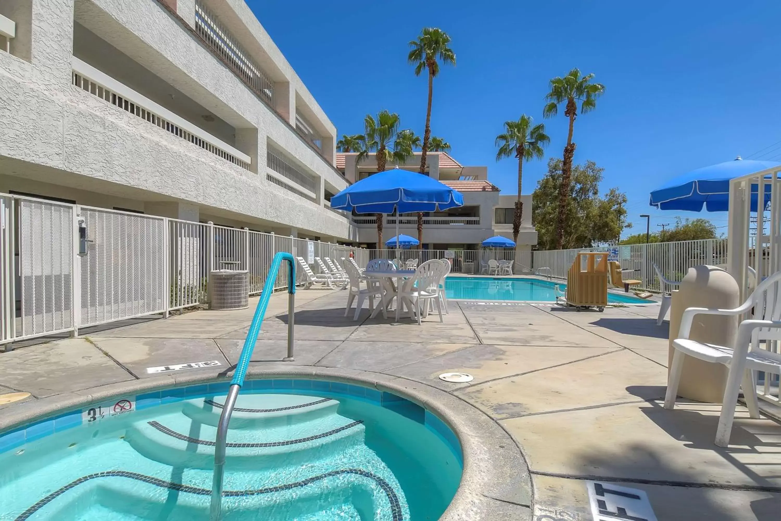 Pool view, Swimming Pool in Motel 6-Palm Springs, CA - Downtown