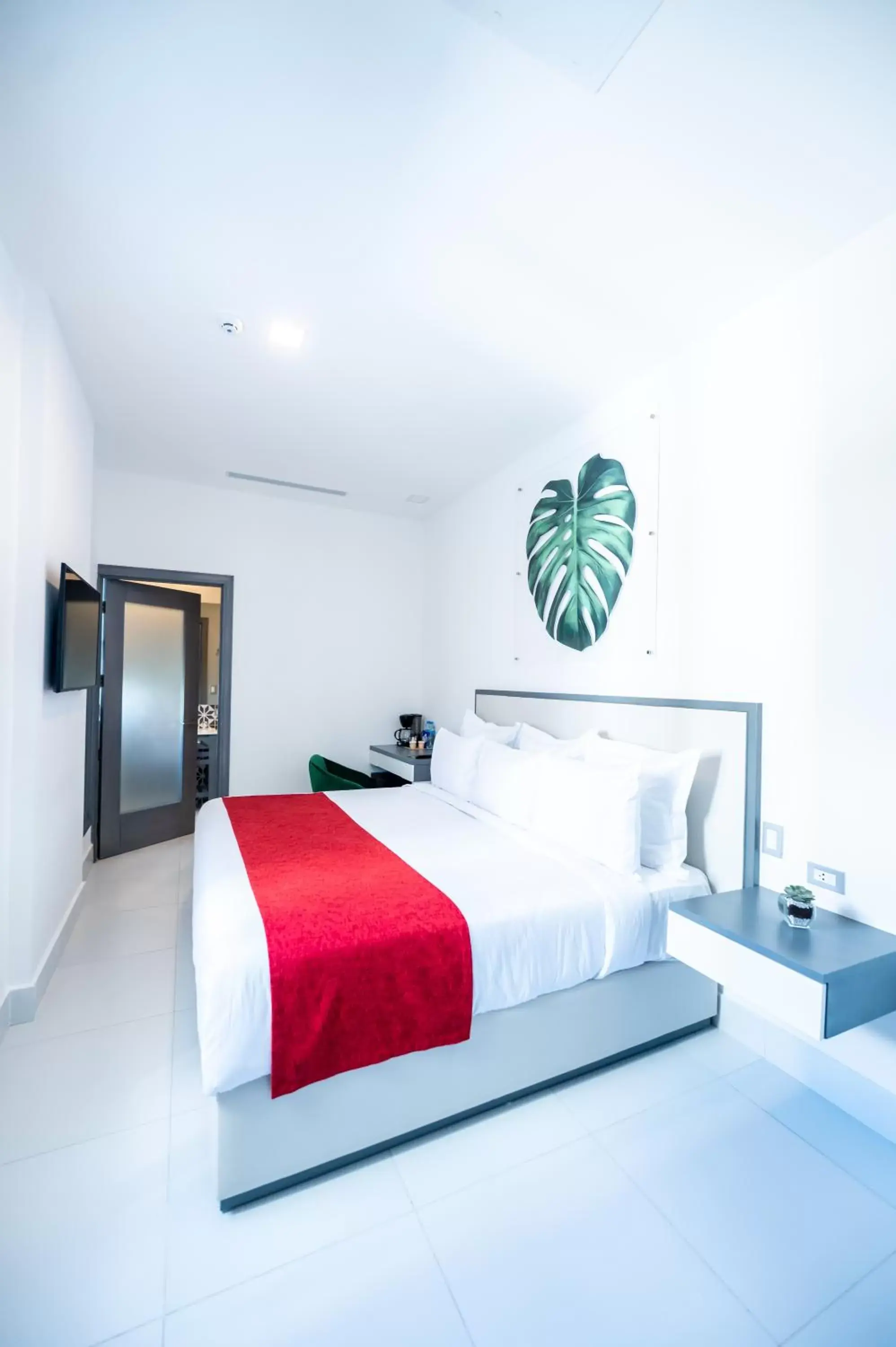 King Room - single occupancy - Non-Smoking in Gran Hotel Europa Santo Domingo Trademark Collection by Wyndham King Room - single occupancy - Non-Smoking in Gran Hotel Europa Santo Domingo Trademark Collection by Wyndham