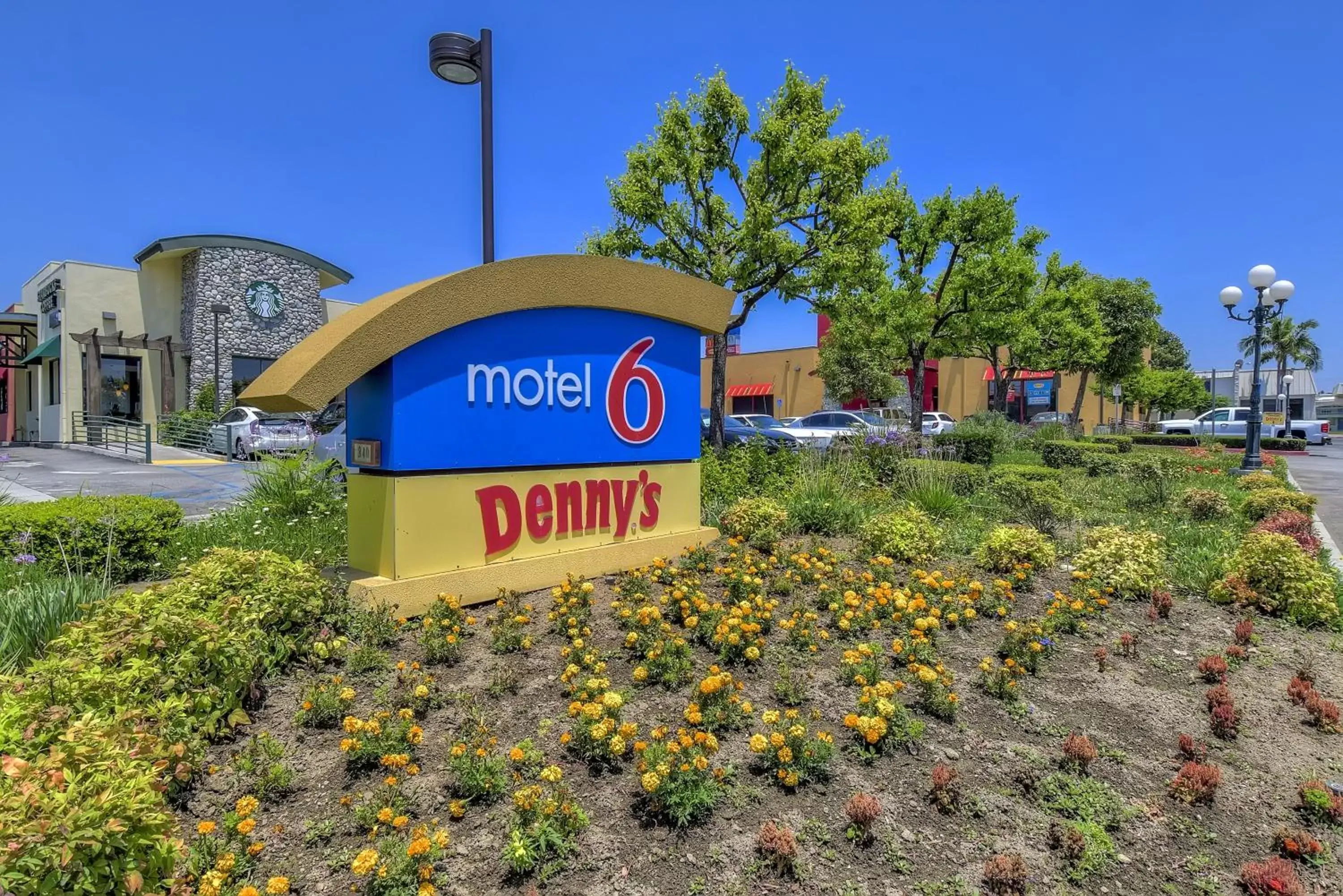 Day, Property Building in Motel 6-Claremont, CA