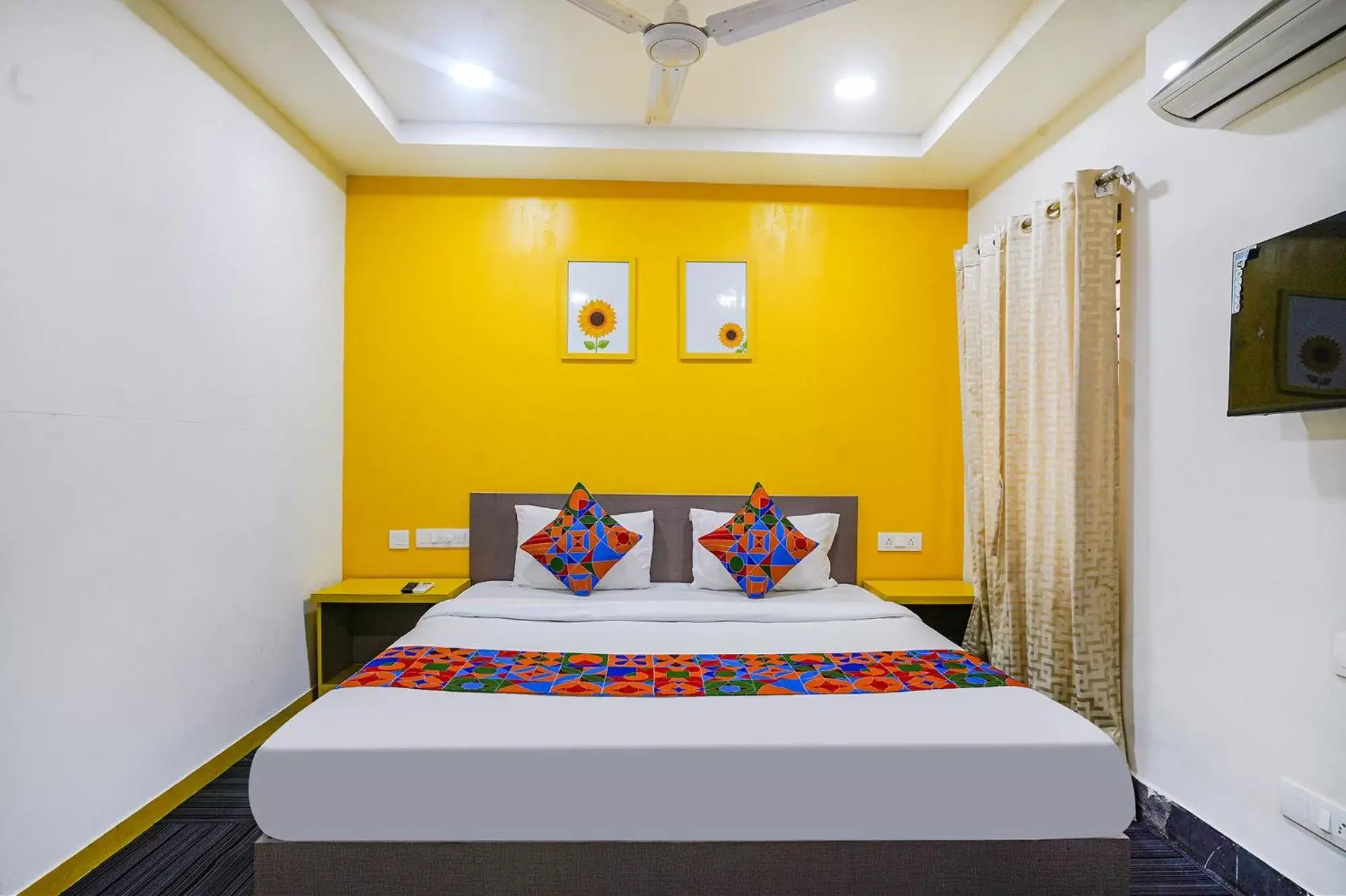 Bed in Collection O Hotel Holiday Banjara