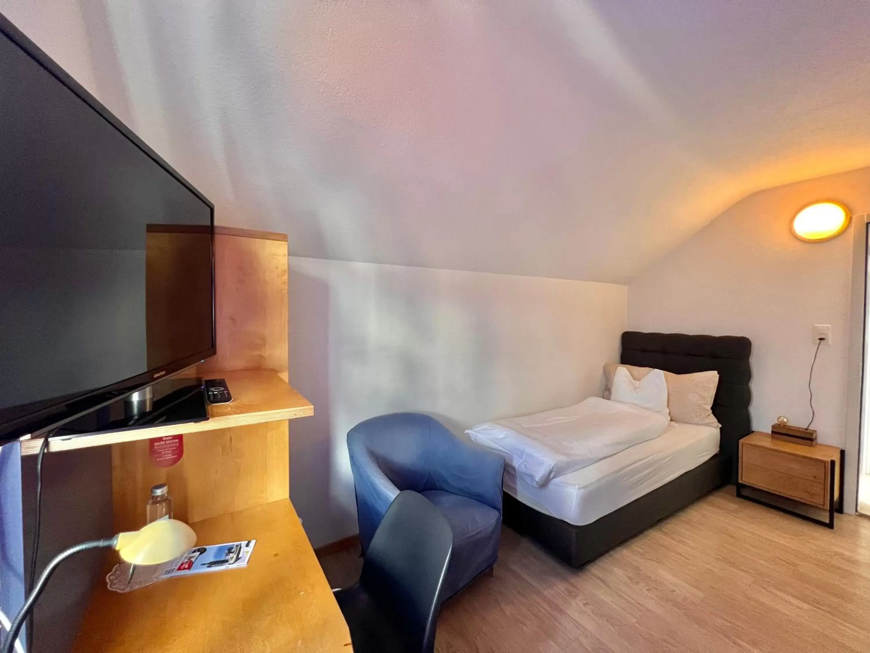 Bed in Hotel Hirschen Hinwil