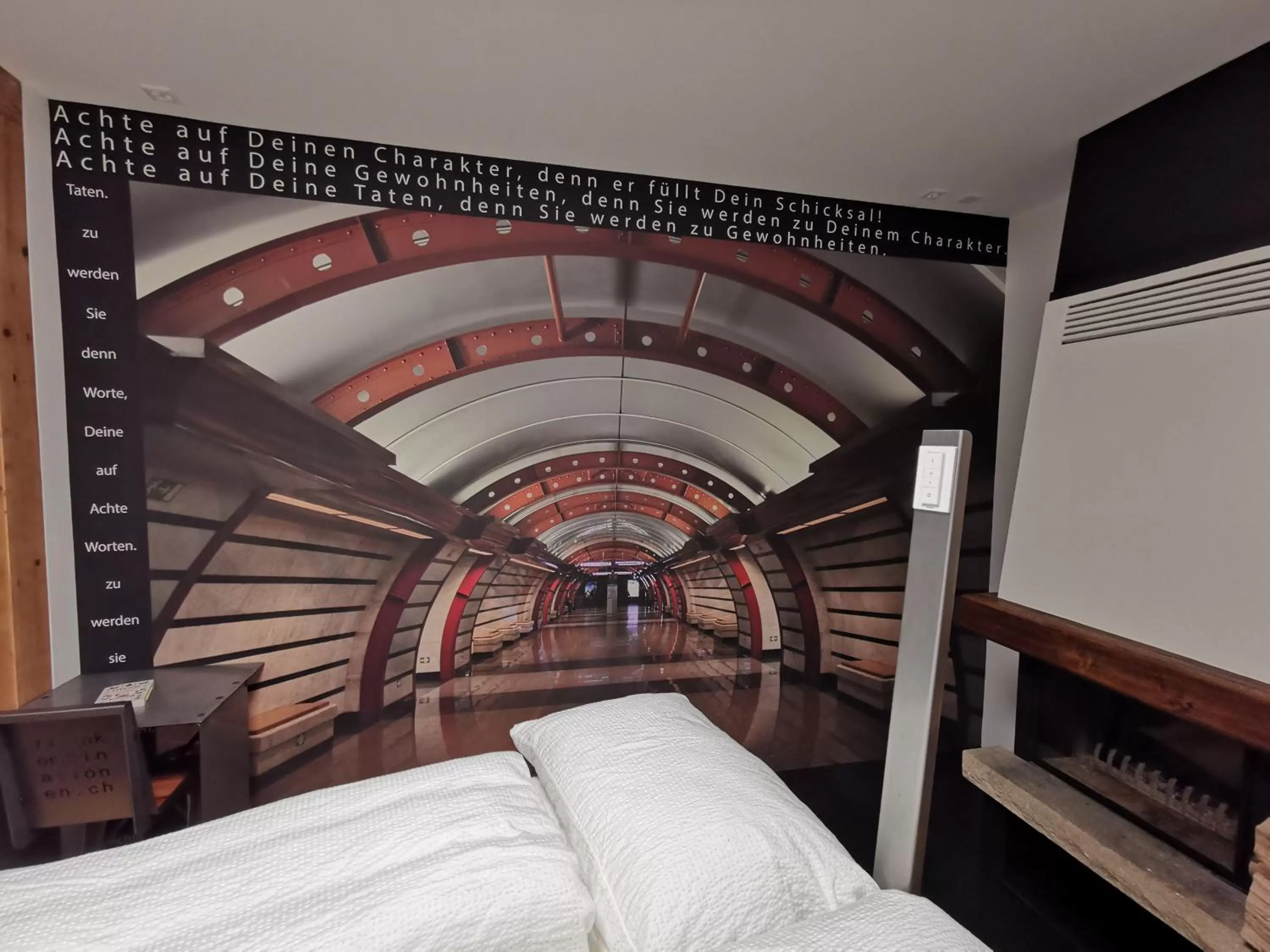 Bed in Boutique Hotel BS16 before Bern City Parking gratis