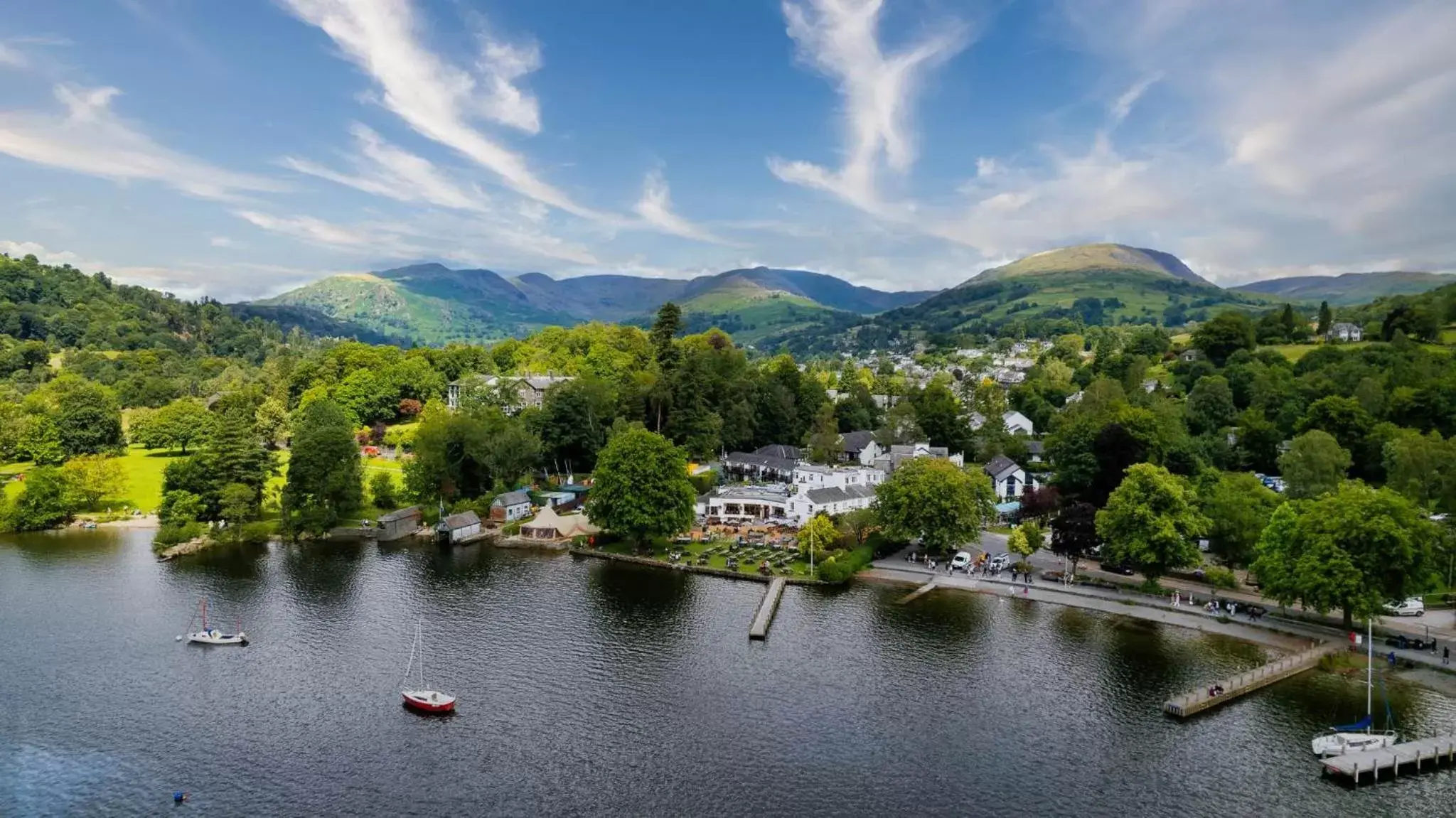 Lake view, Bird's-eye View in Wateredge Inn- The Inn Collection Group