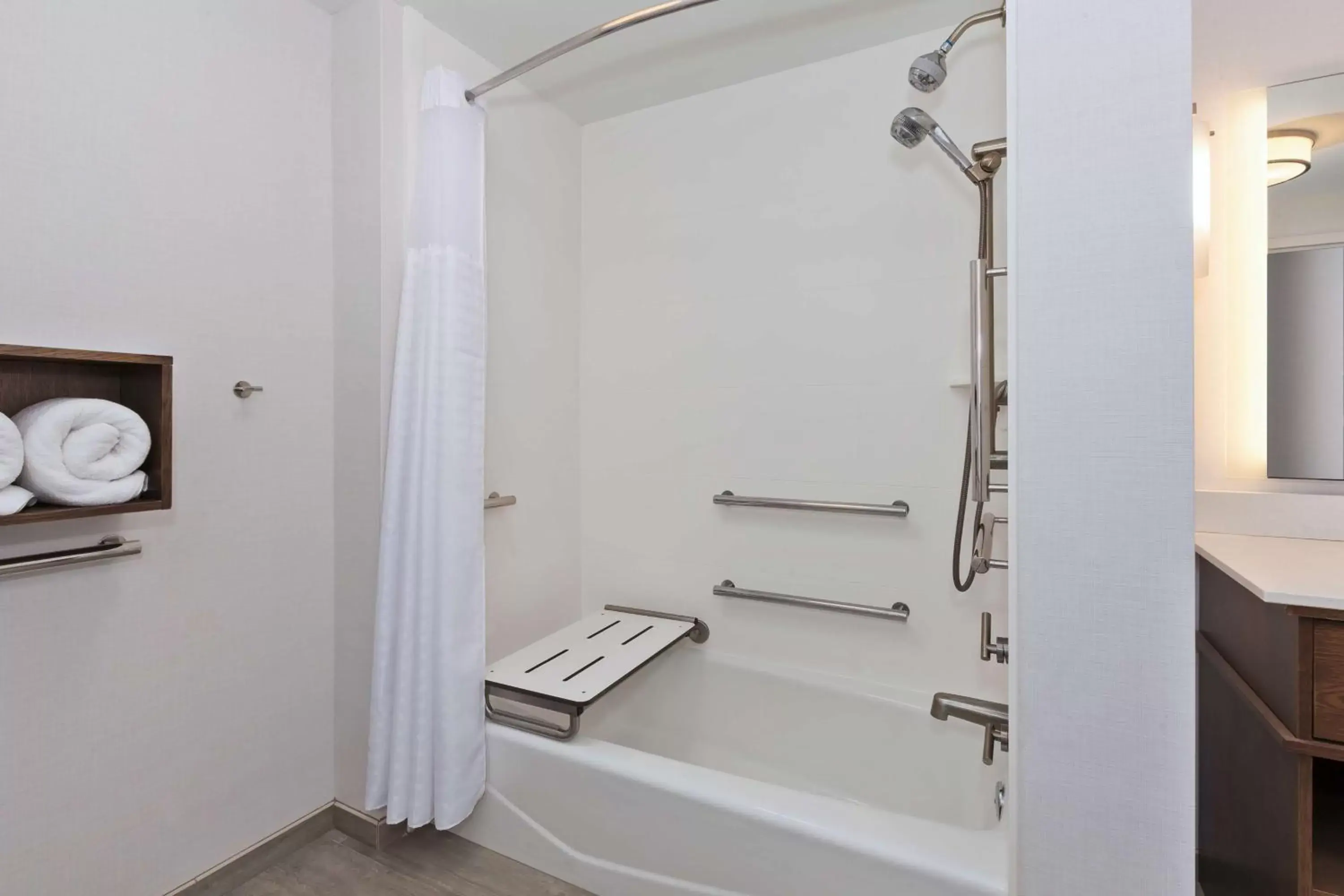 Bathroom in Homewood Suites By Hilton Saratoga Springs