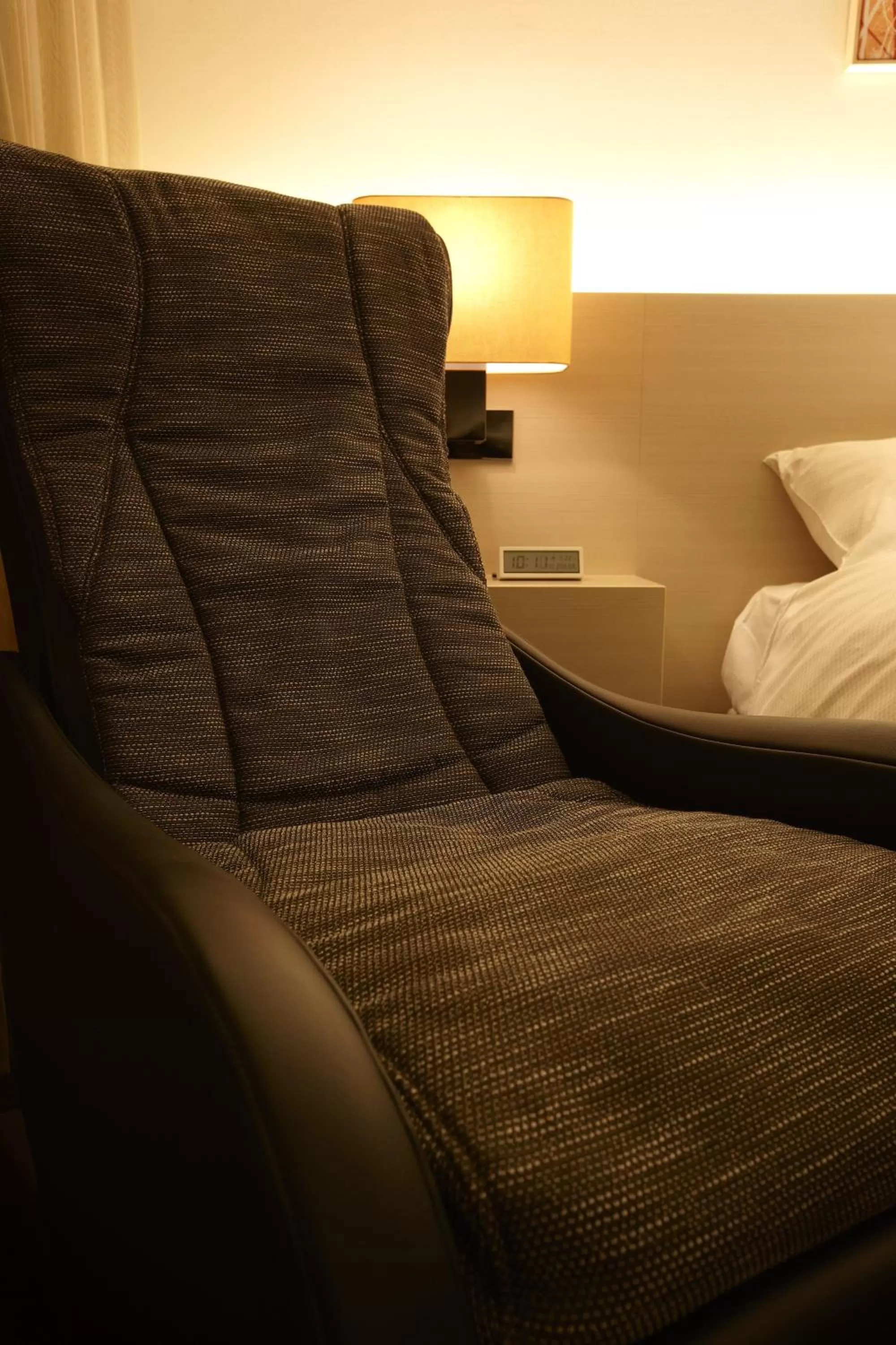 Photo of the whole room, Bed in HOTEL FORZA HAKATAEKI CHIKUSHI-GUCHI Ⅰ