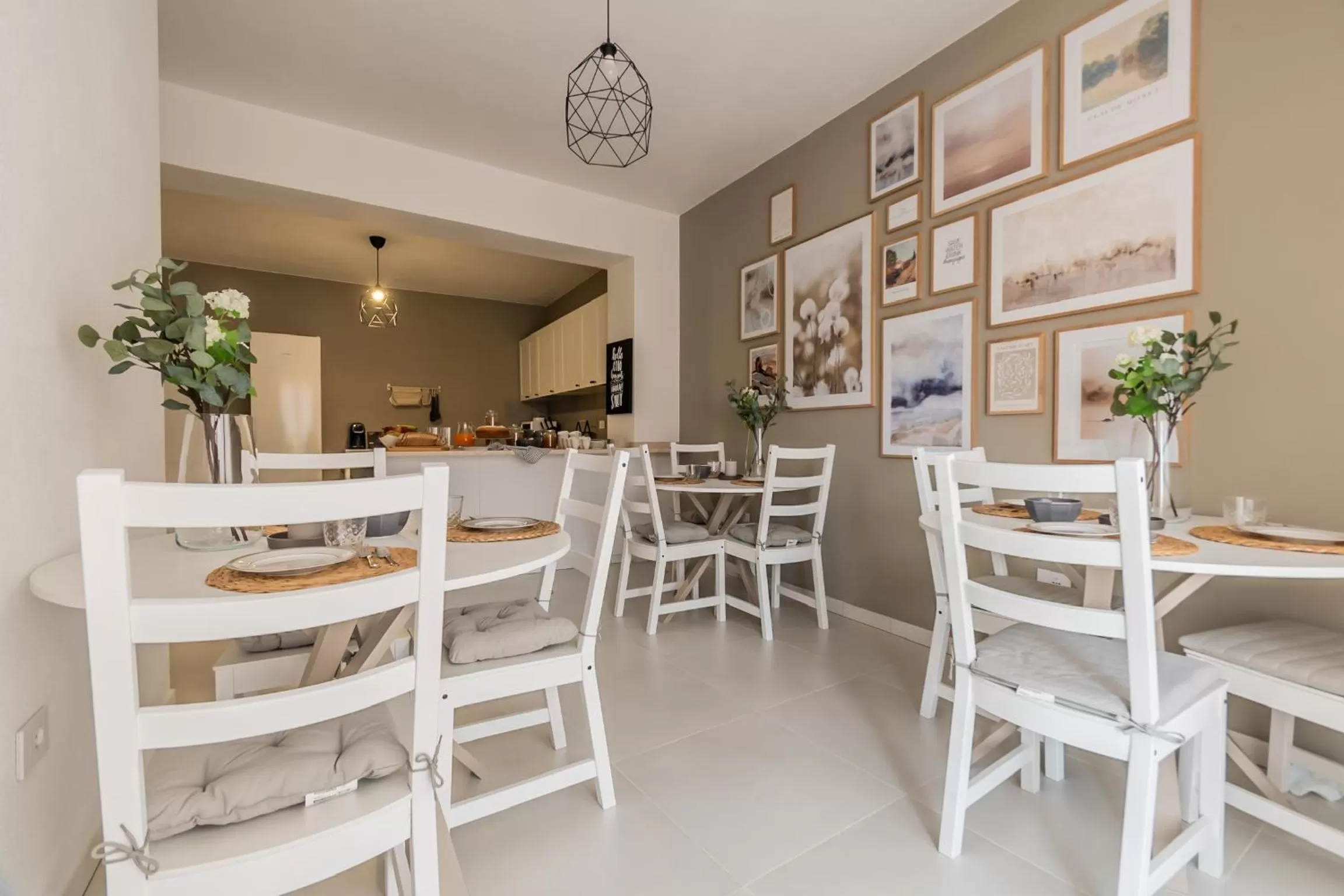 Communal lounge/ TV room, Restaurant/Places to Eat in Tortora bed and breakfast