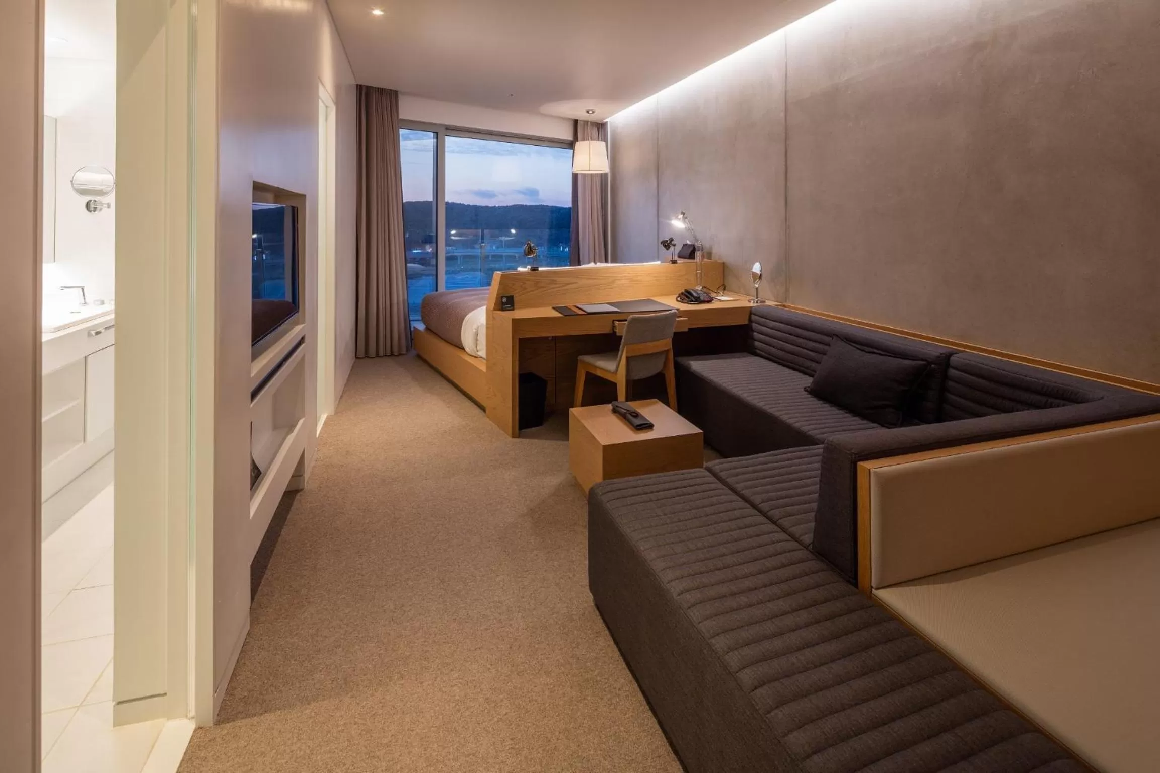 Photo of the whole room in Nest Hotel Incheon