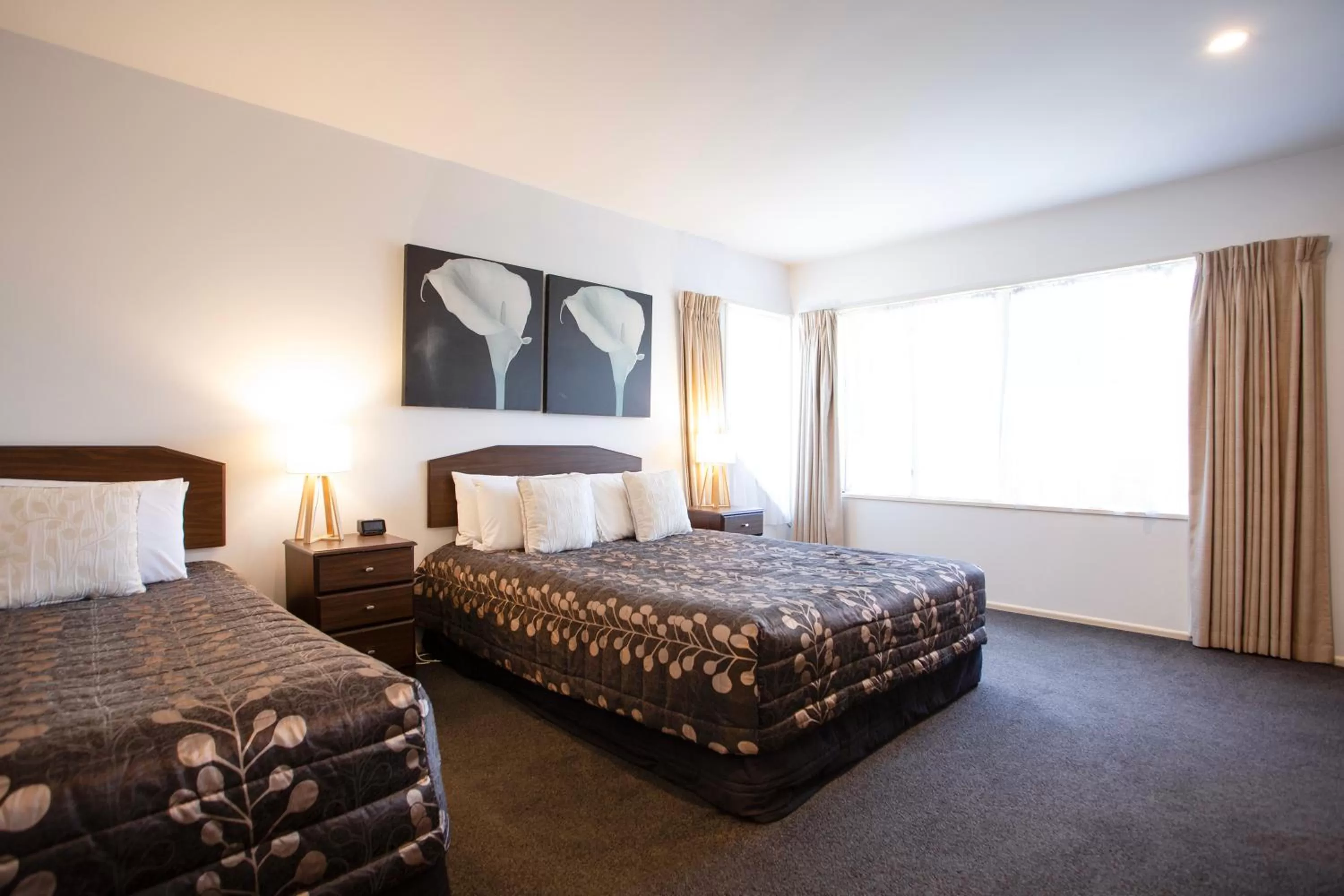 Bedroom, Bed in Casino Court Motor Lodge