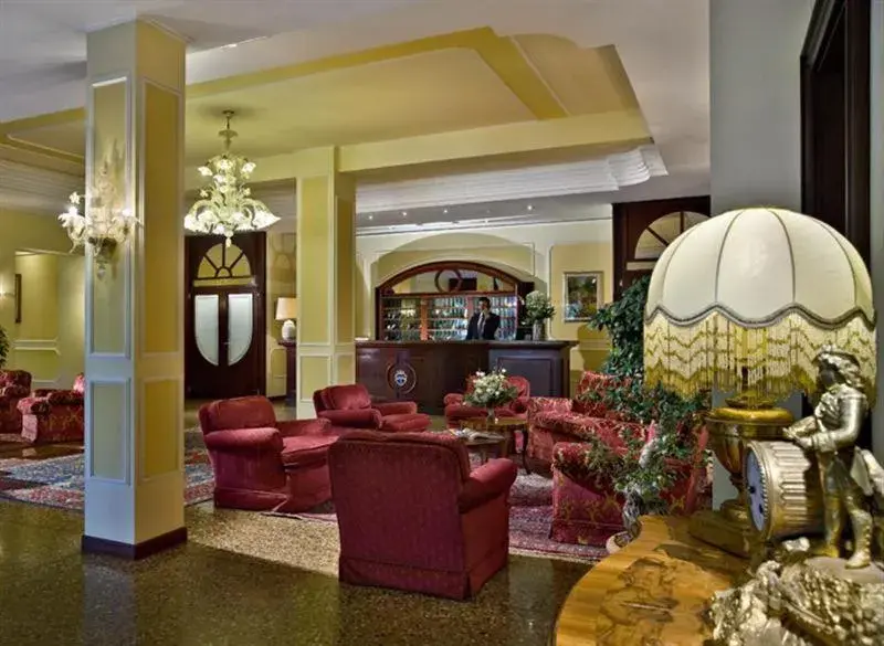 Lounge or bar in Hotel Terme Salus