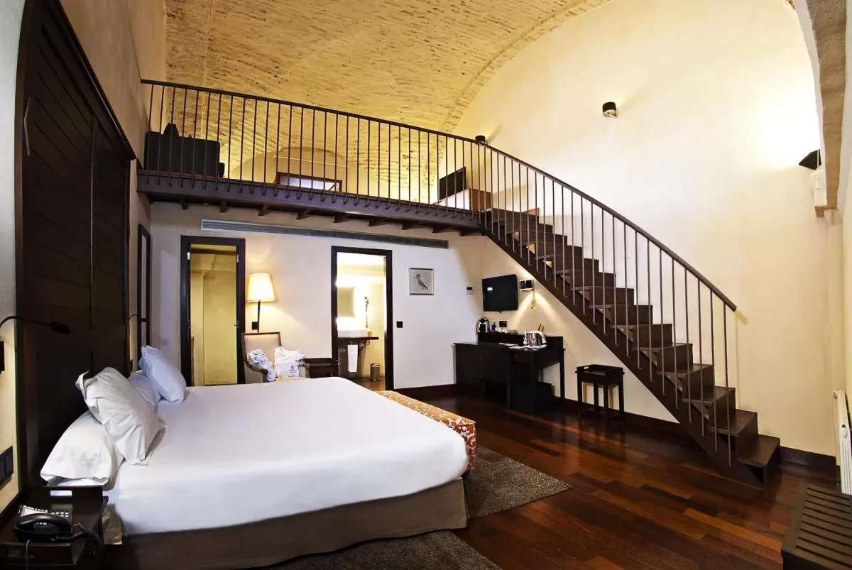 Bed in Hotel Convento Aracena & SPA