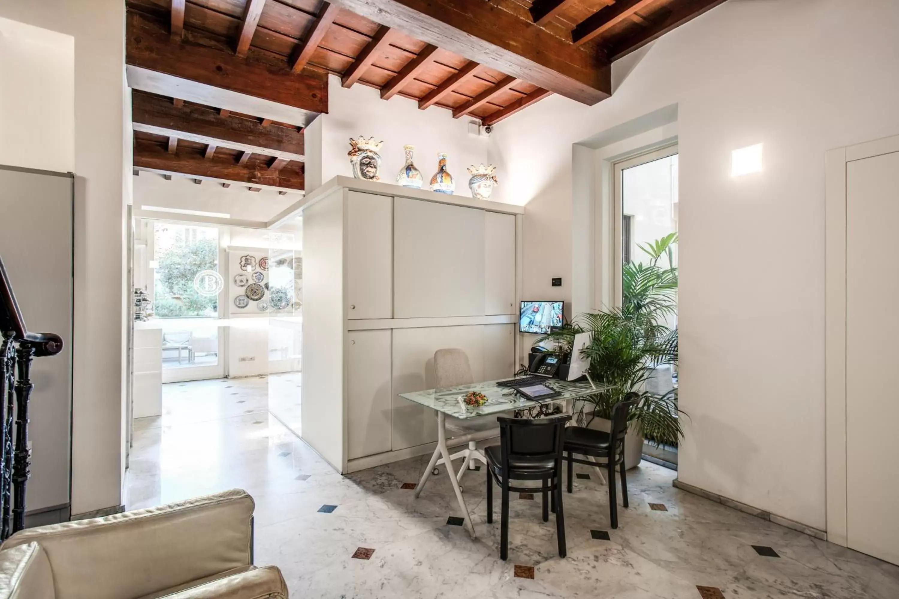 Lobby or reception in Hotel Boston Lobby or reception in Hotel Boston