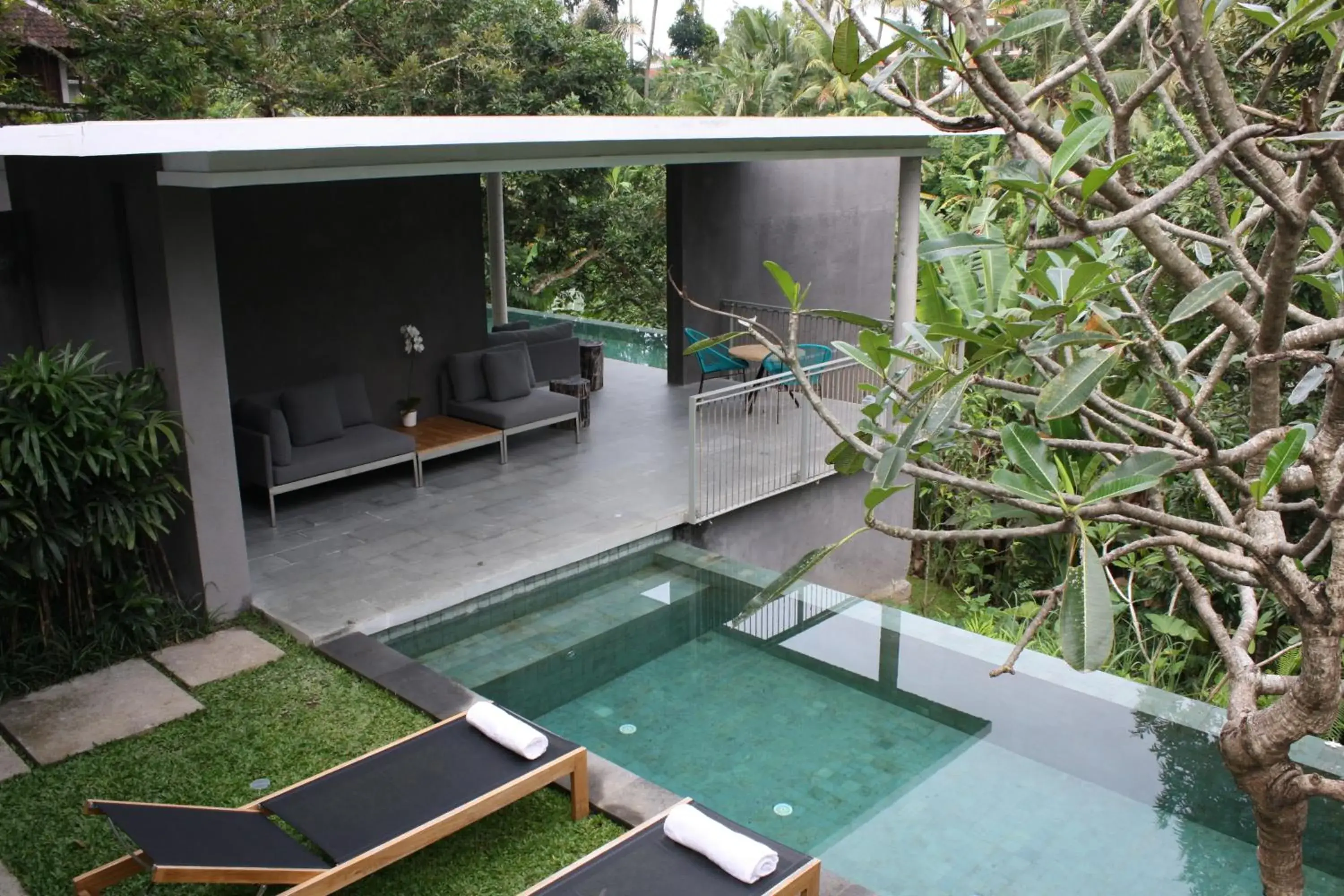 Balcony/Terrace, BBQ Facilities in Aria Villas Ubud