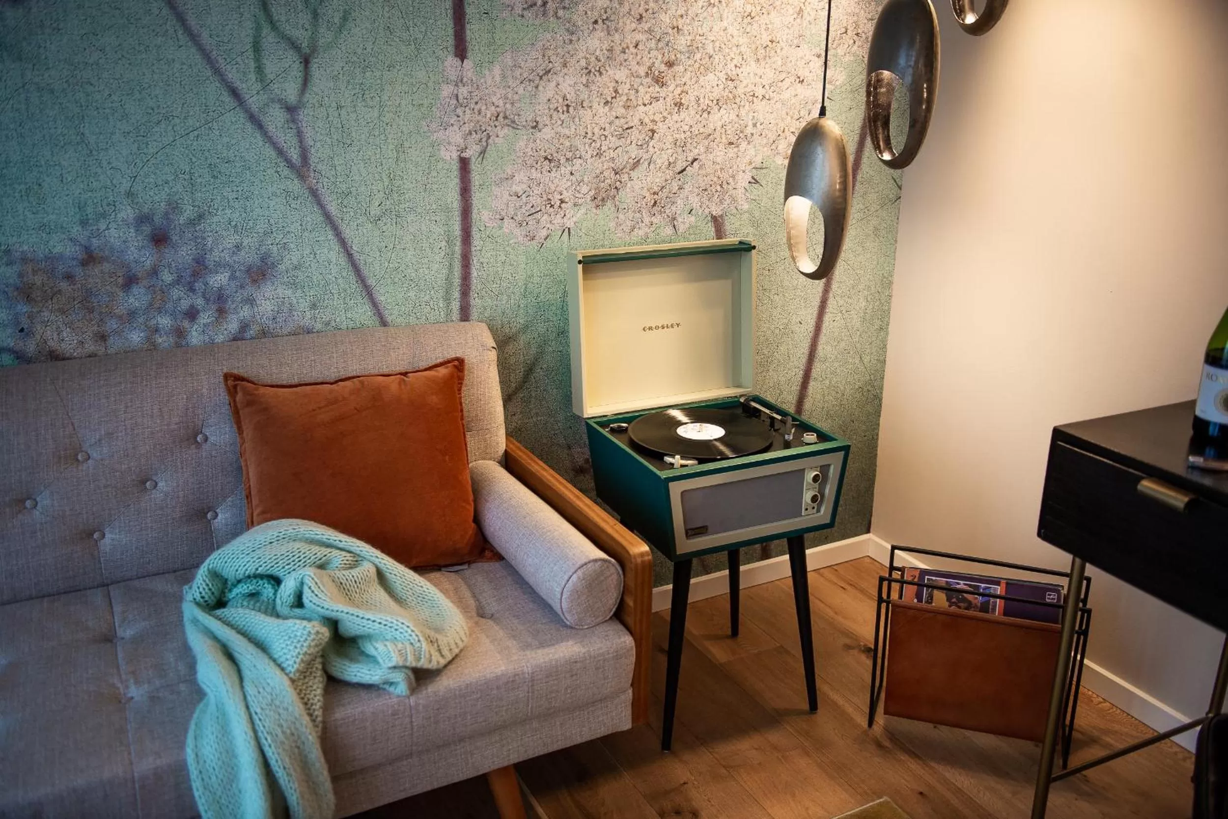 TV and multimedia in Urbn Dreams II