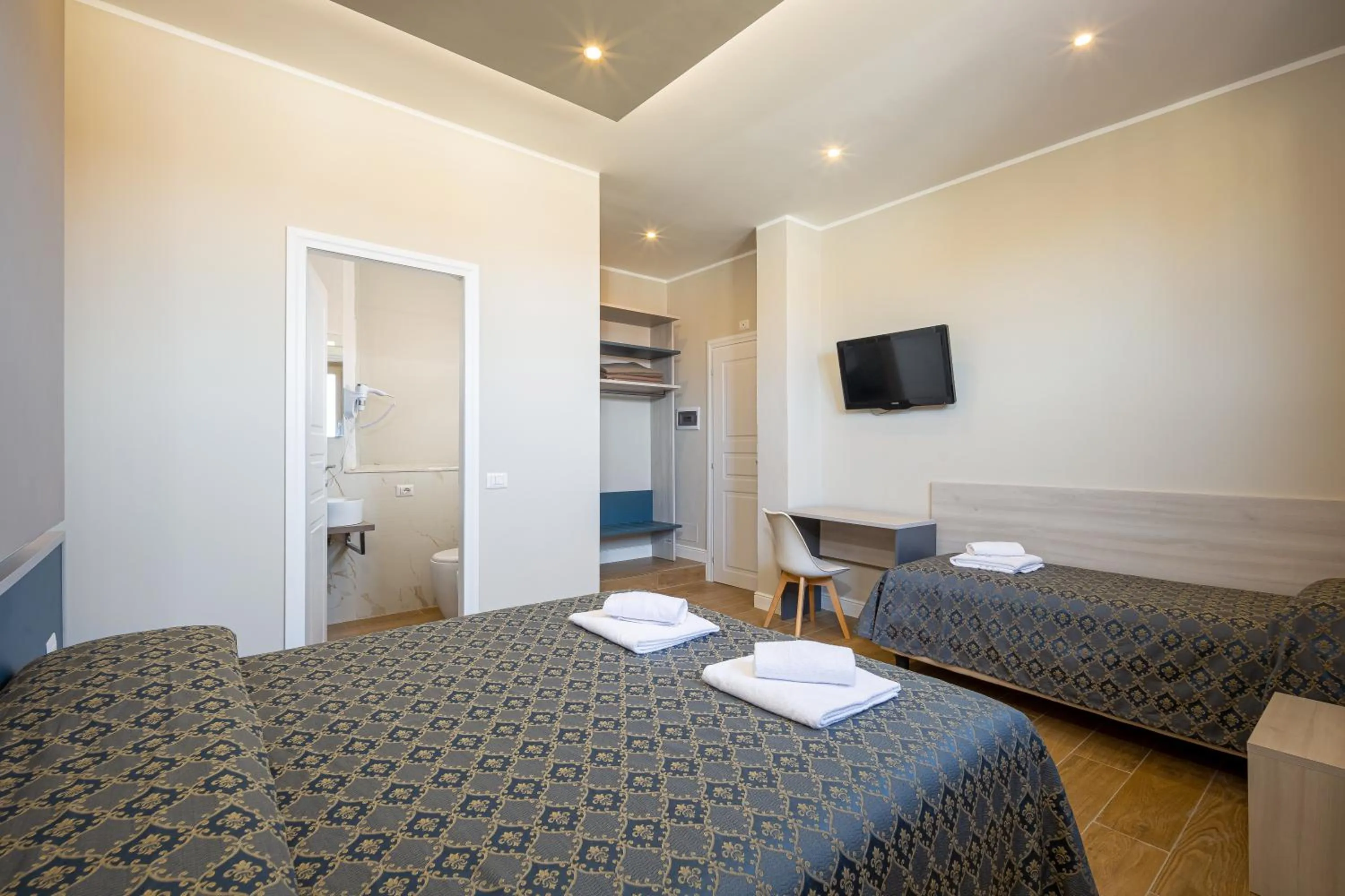 Bed in Hotel Bijou Roof Terrace