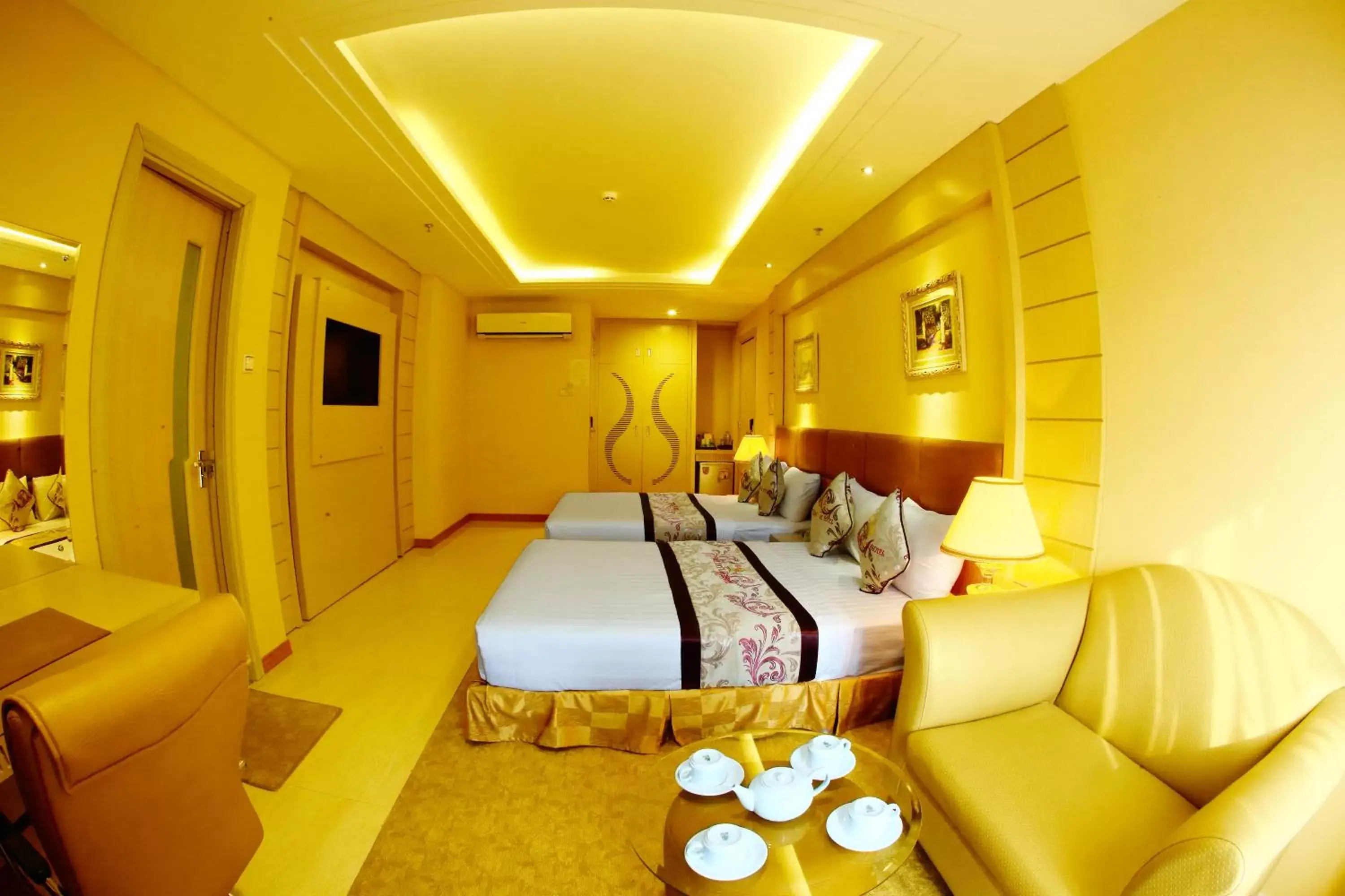 Photo of the whole room in Holiday One Can Tho Hotel Photo of the whole room in Holiday One Can Tho Hotel