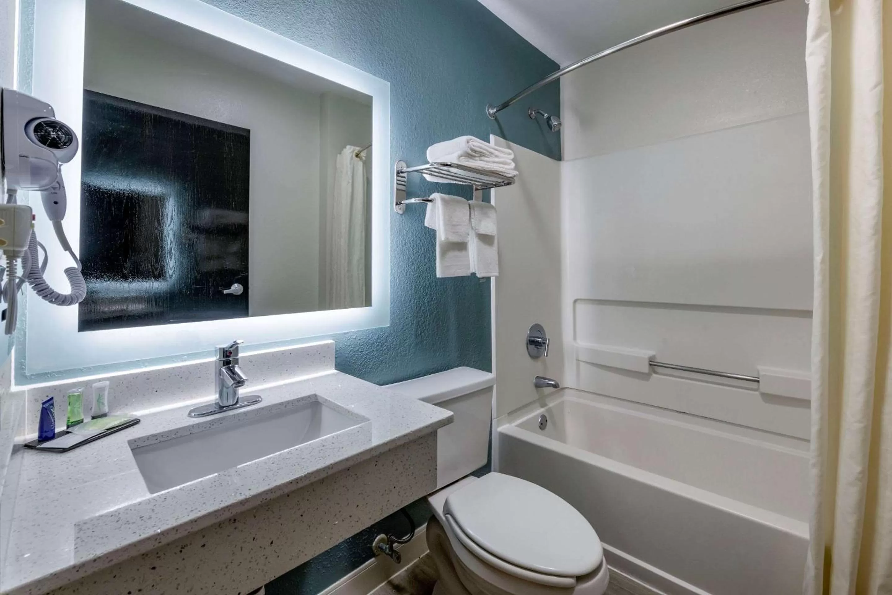 Bedroom in Sleep Inn Jacksonville Airport