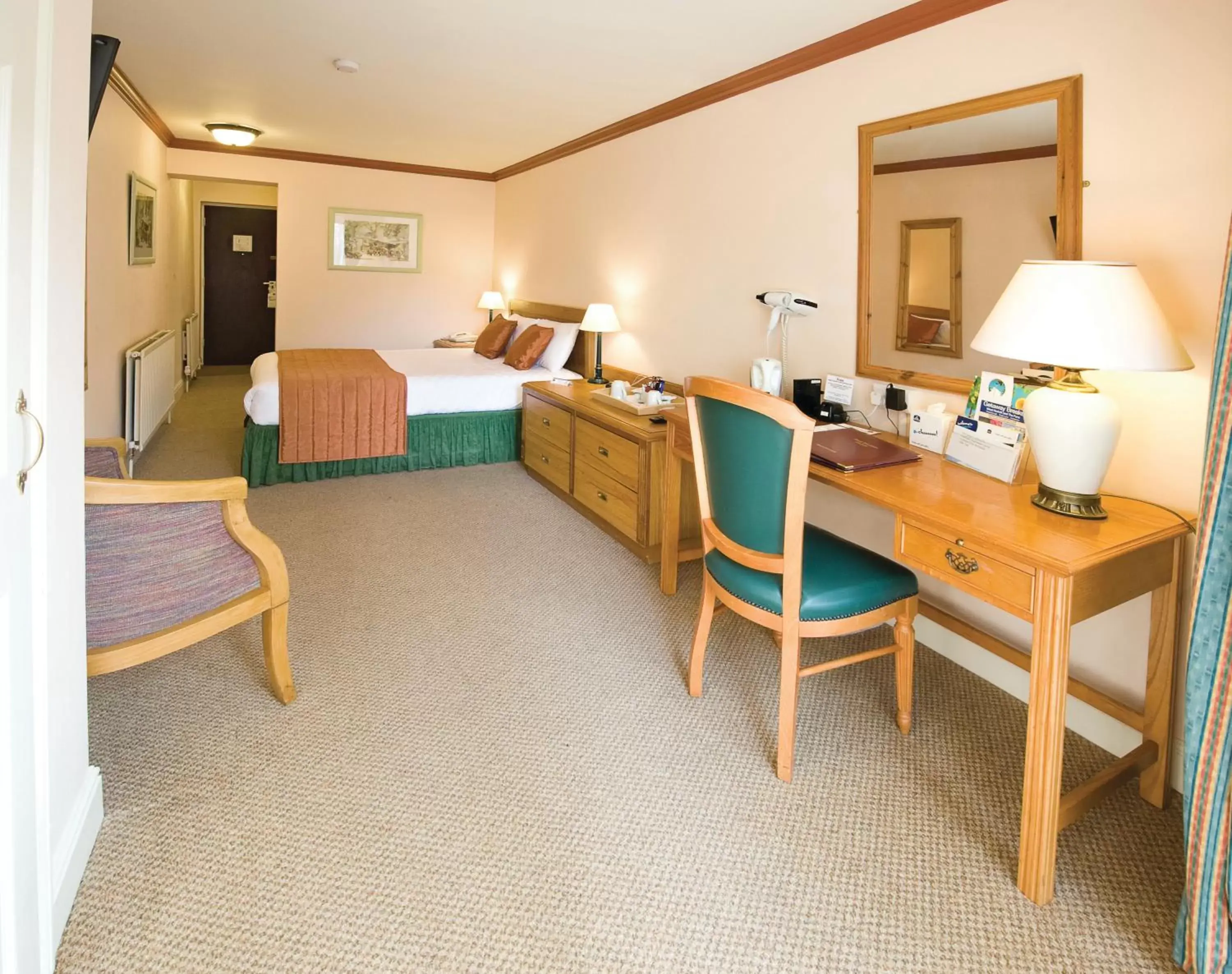 Single Room - Separate Building in Knights Hill Hotel & Spa Single Room - Separate Building in Knights Hill Hotel & Spa