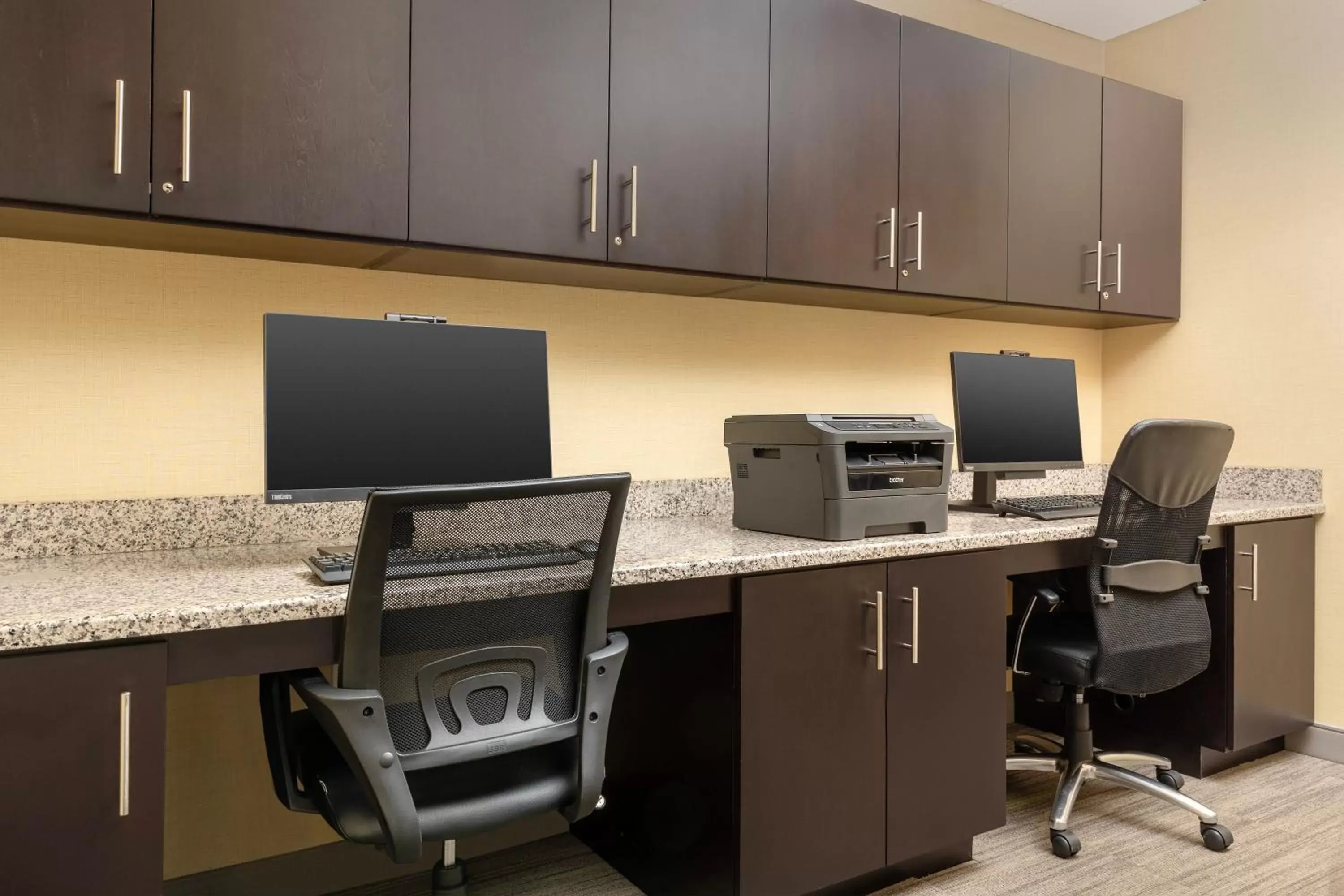 Business facilities, Business Area/Conference Room in Comfort Suites Lake City
