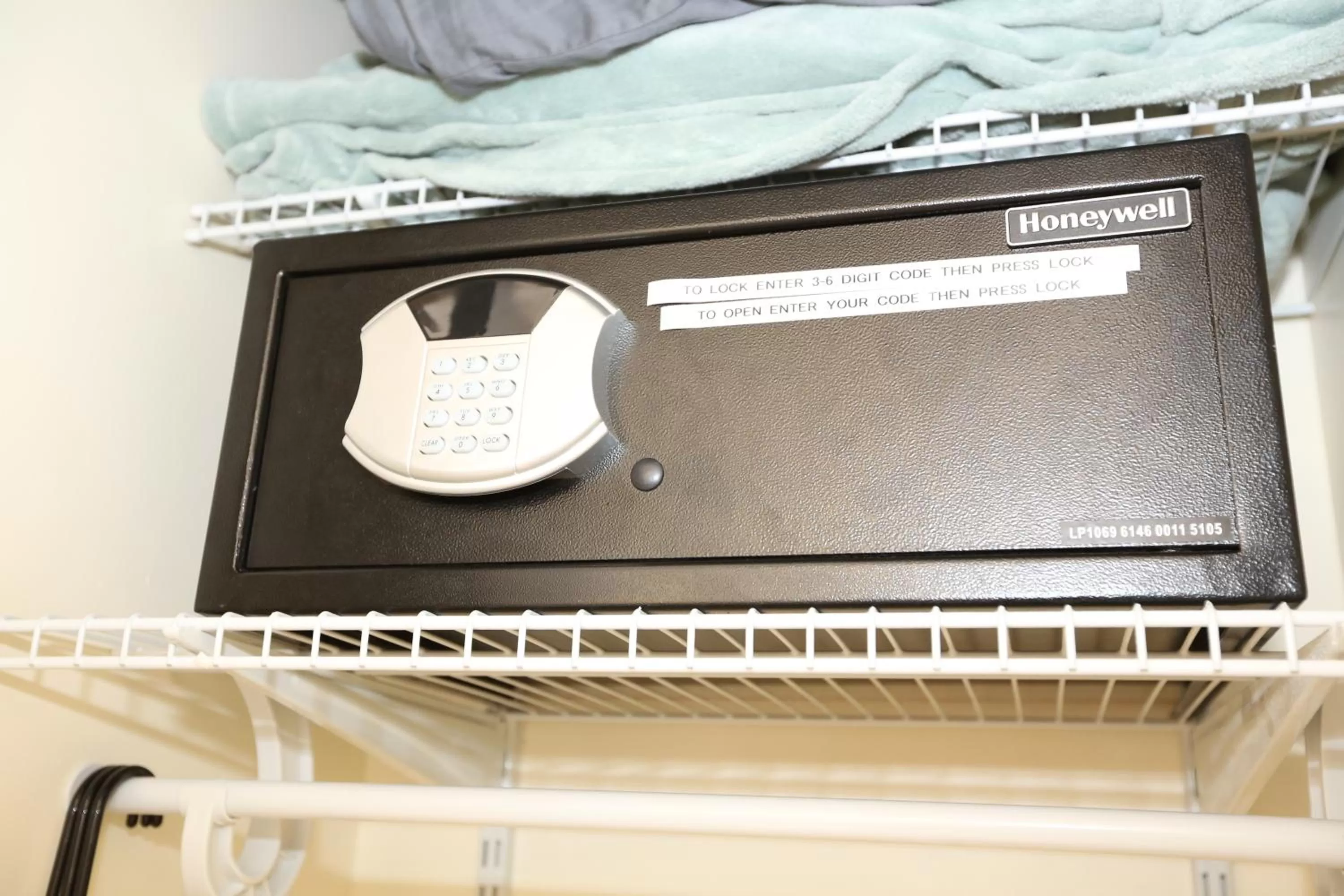 Fantasy Island Inn, Caters to Men