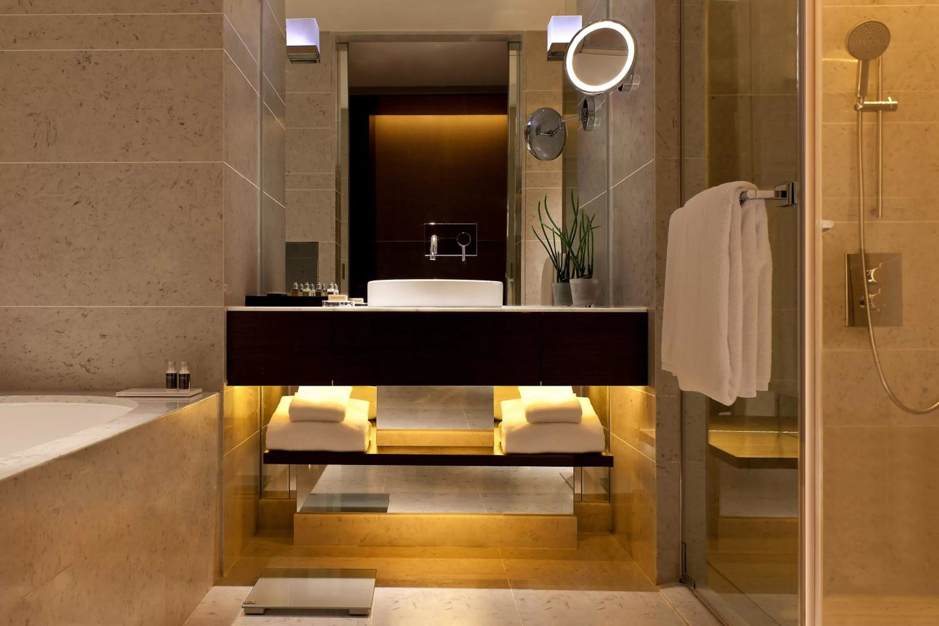 Bathroom in Le Meridien Taipei