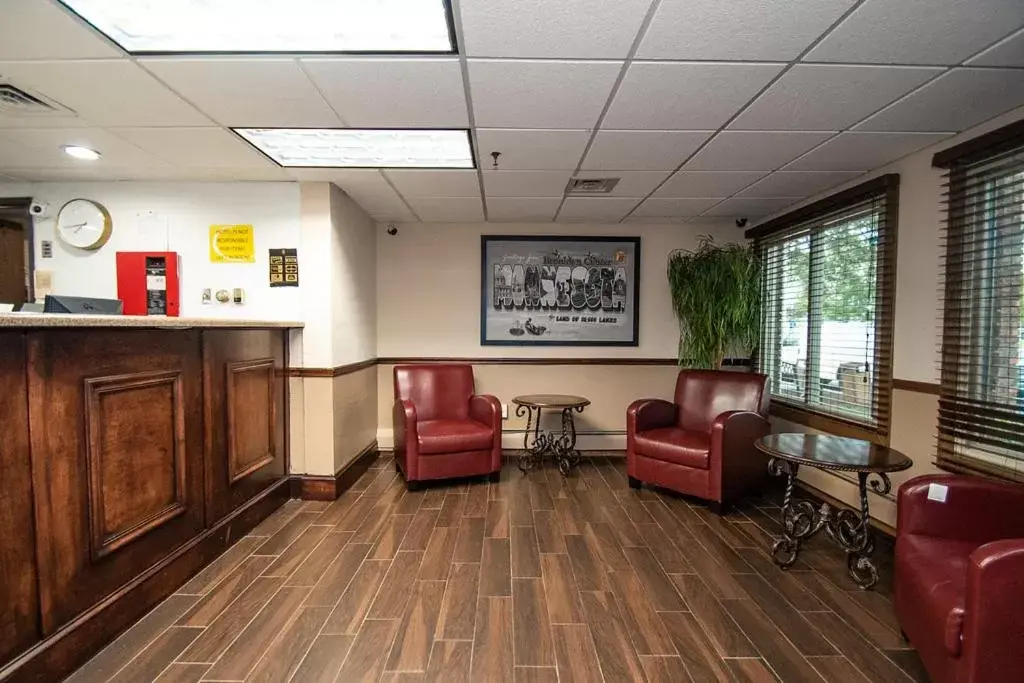 Lobby or reception in Super 8 by Wyndham Brooklyn Center/MPLS Lobby or reception in Super 8 by Wyndham Brooklyn Center/MPLS