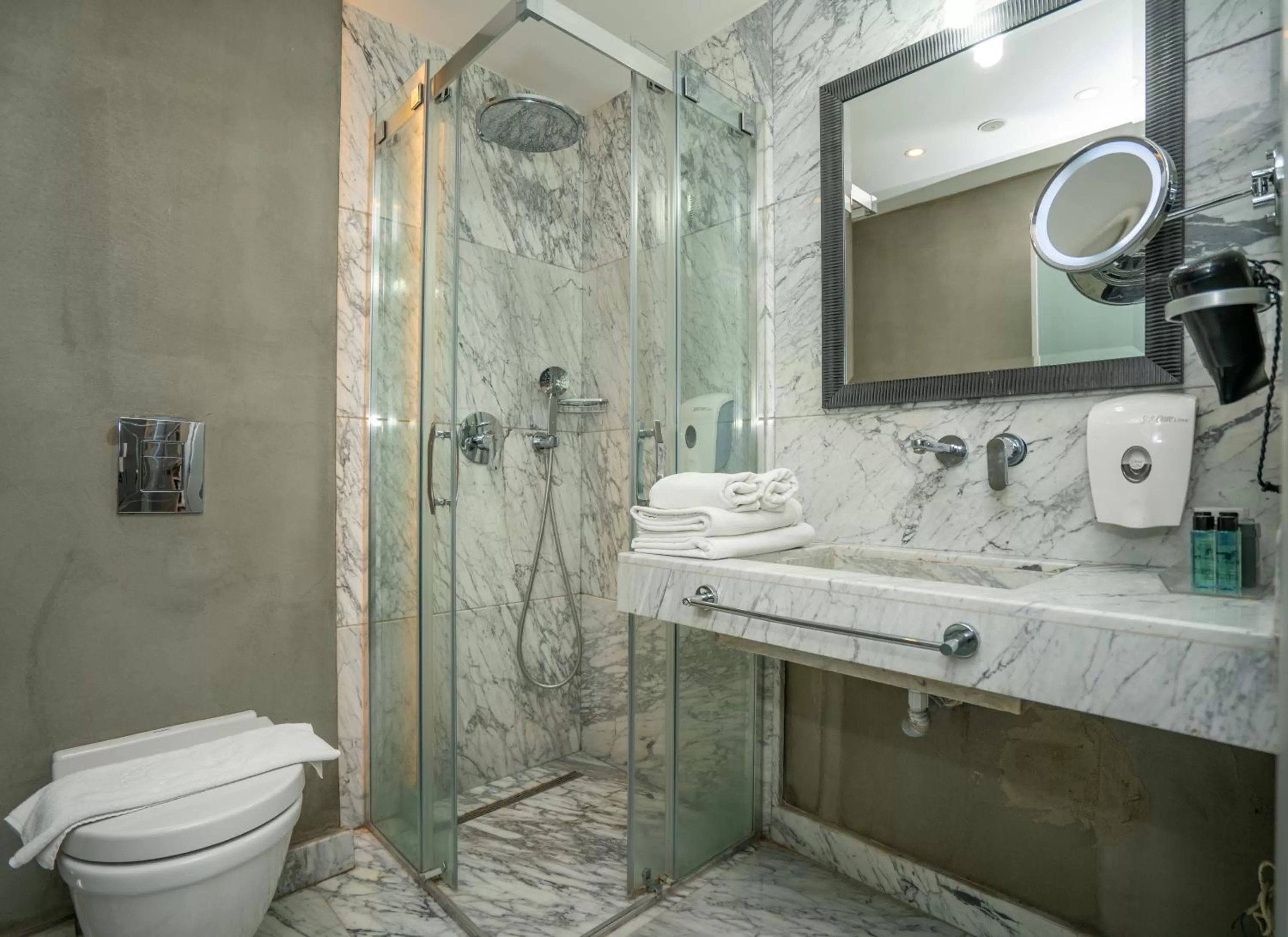 Bathroom in The Gate Ataşehir Finance Centre