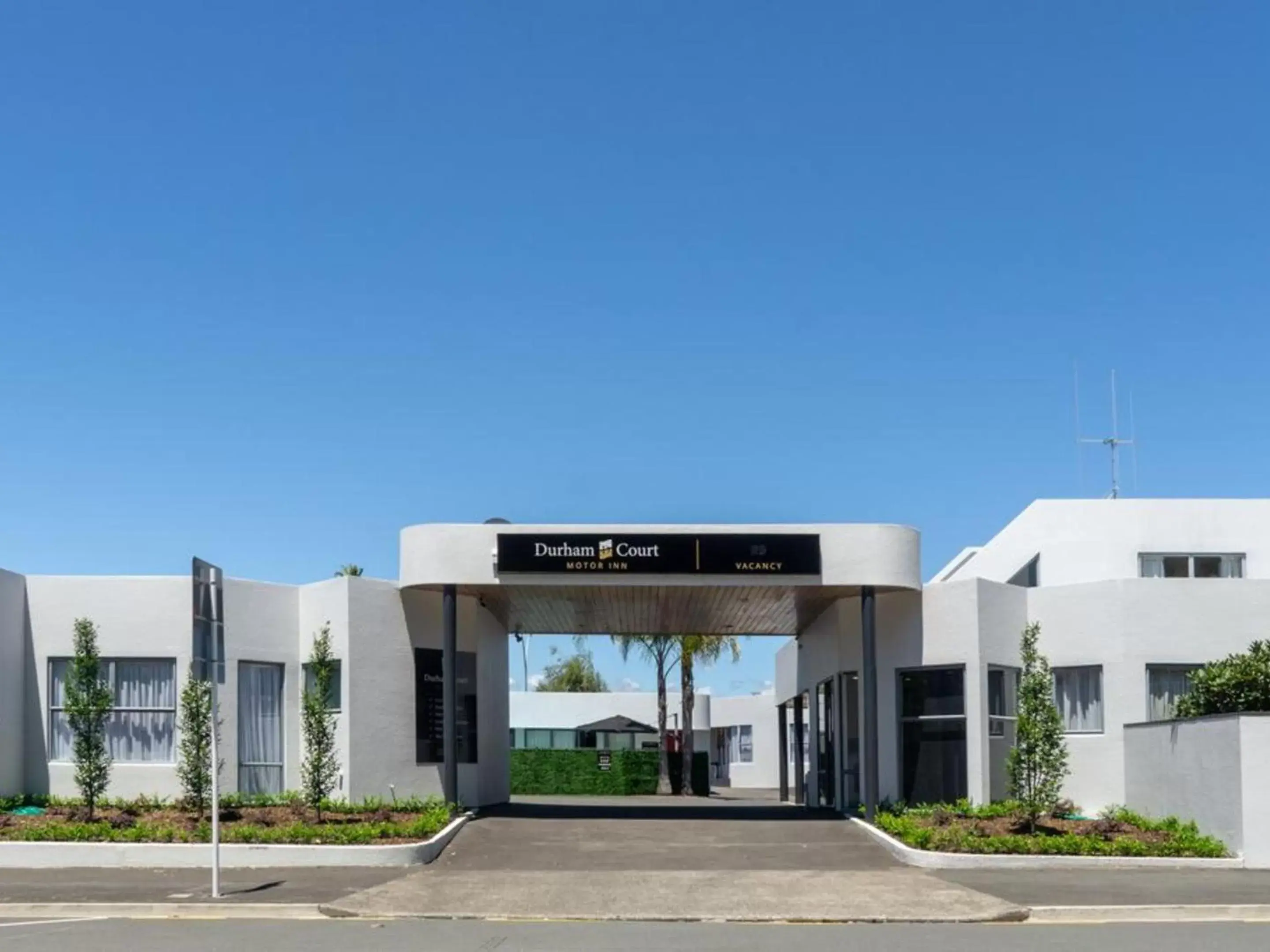 Facade/entrance, Property Building in Durham Court Motor Inn