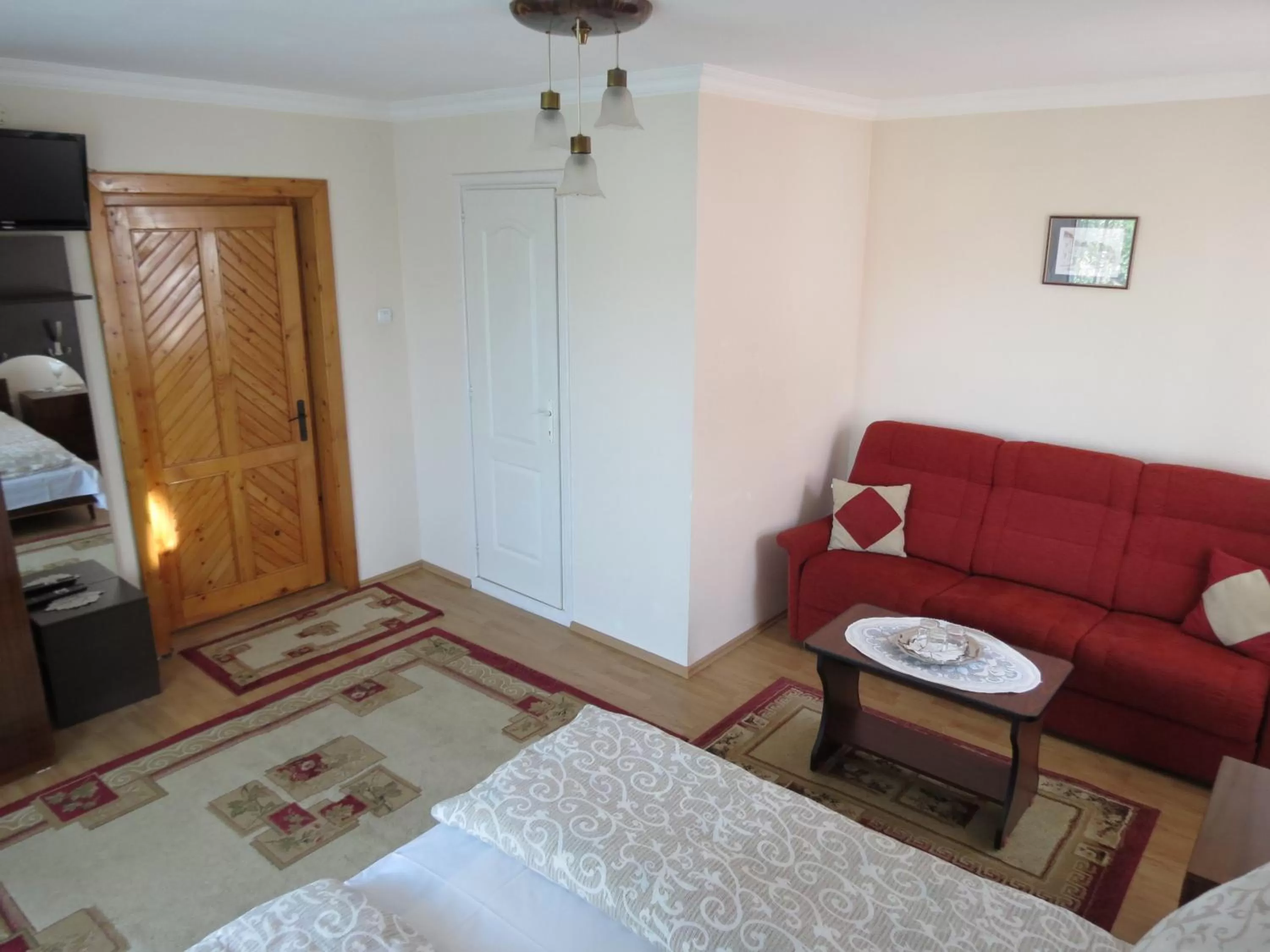 Photo of the whole room in Csaki Vendeghaz