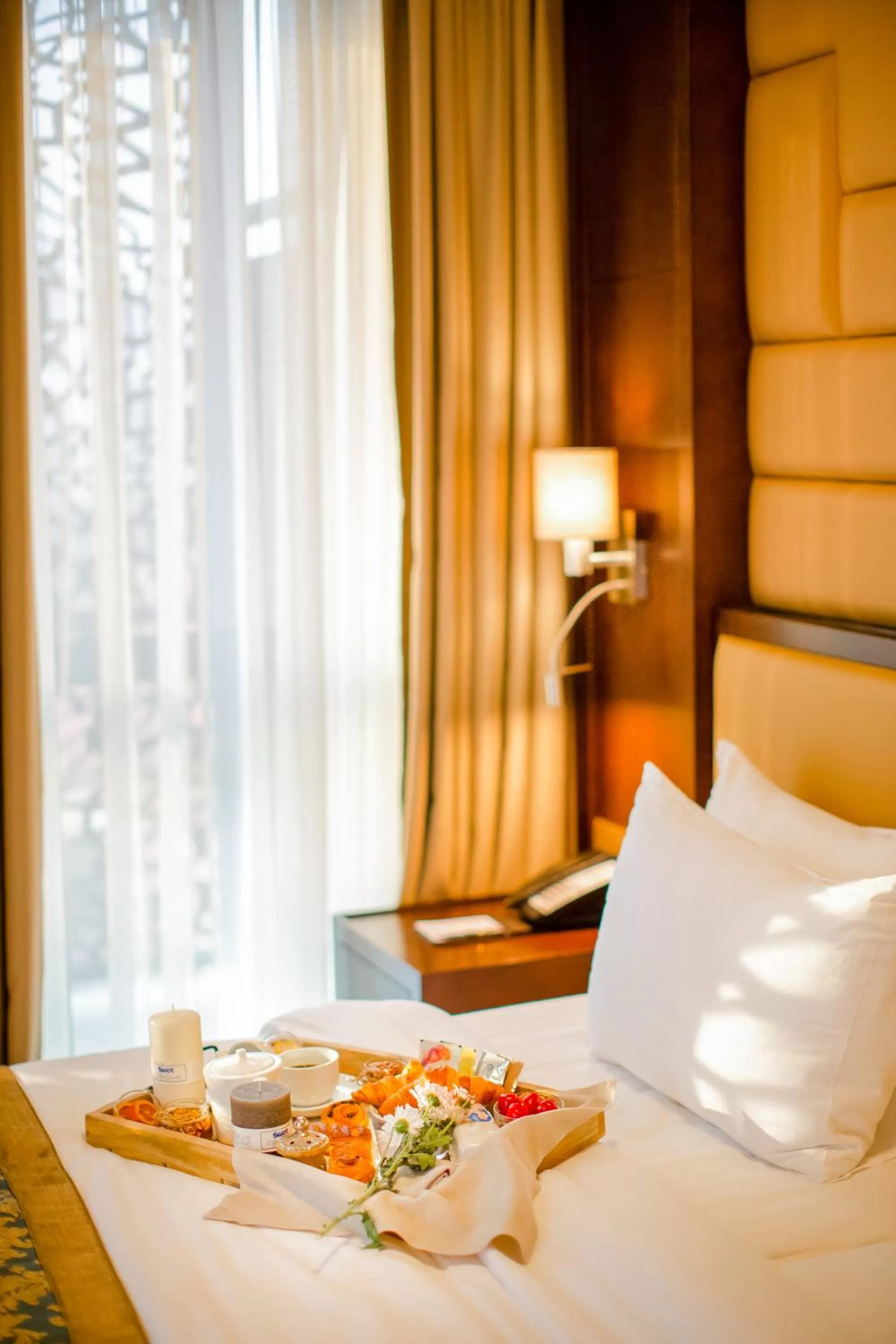 Food, Bed in KMM Hotel