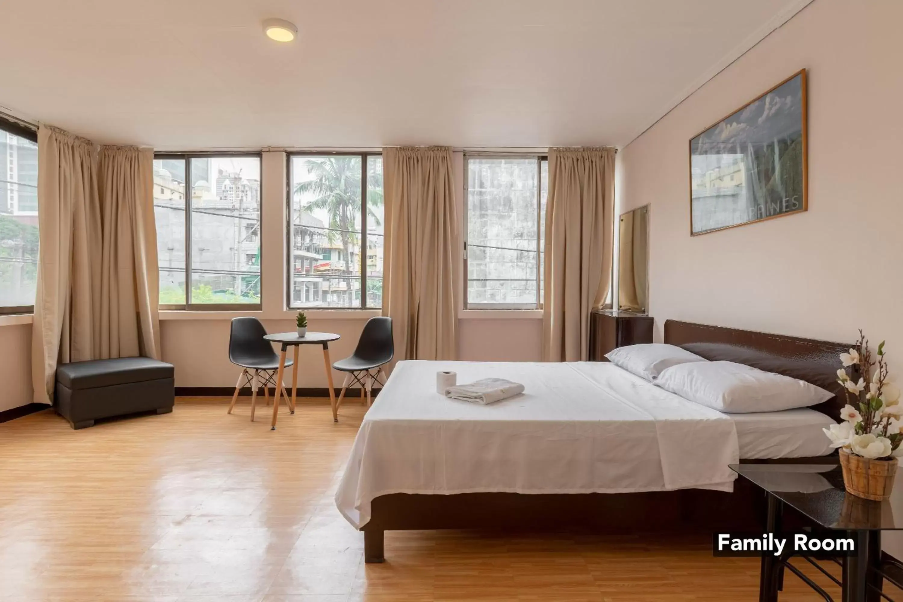 Bed in Victoria Mansions Bed in Victoria Mansions