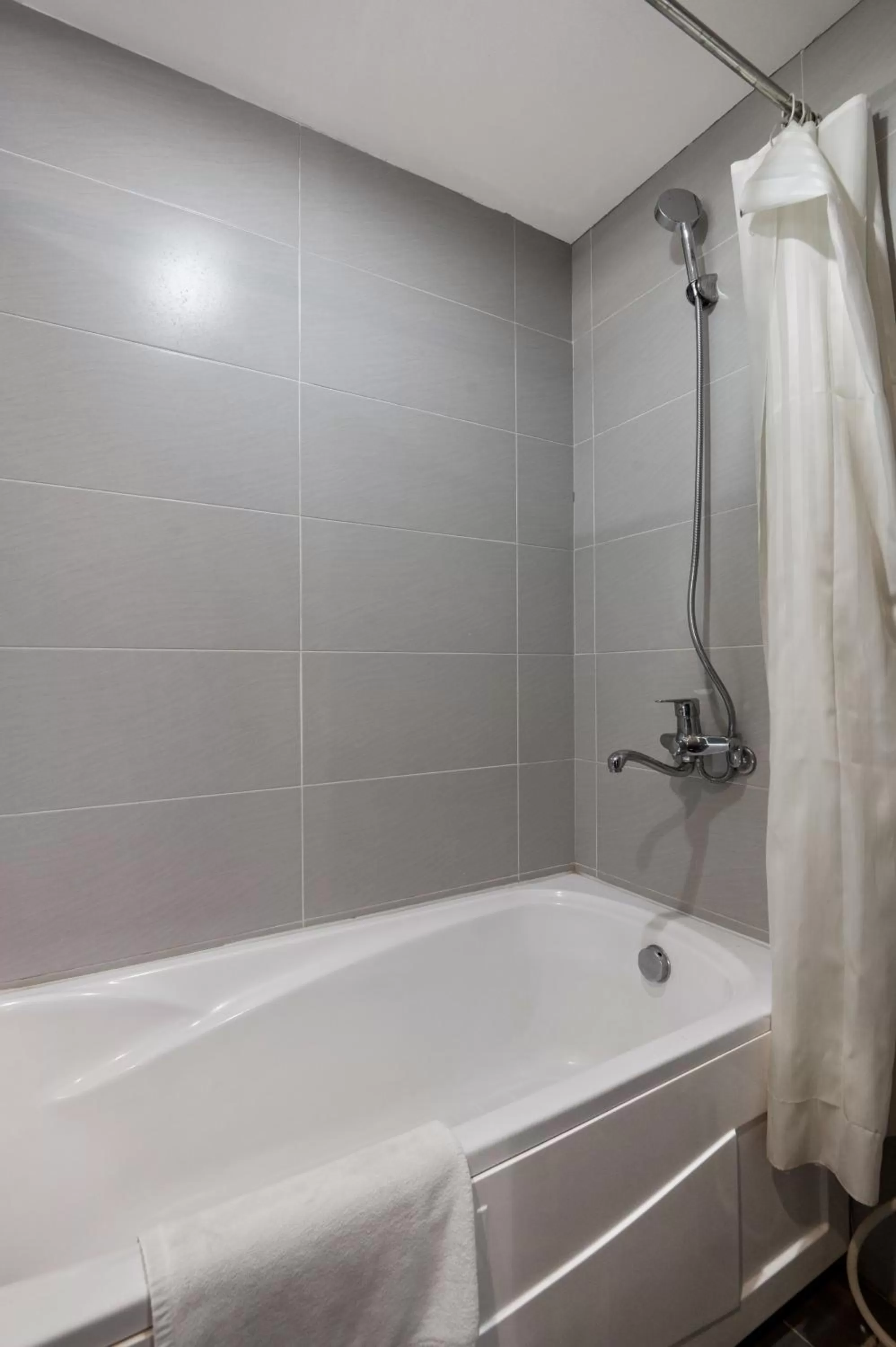 Shower in 22land Residence Hotel 71 Hang Bong Premium