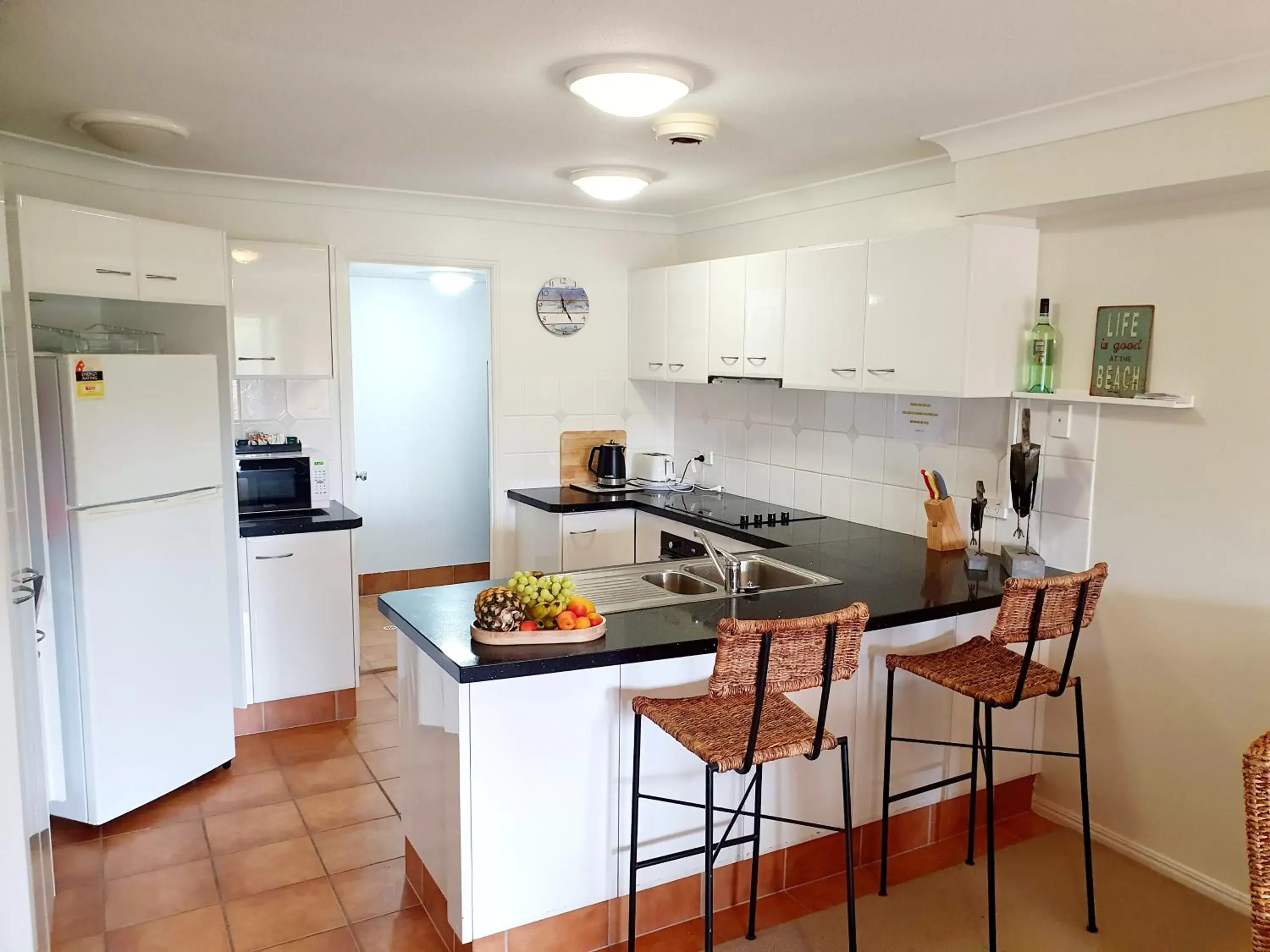 Kitchen/Kitchenette in Fairways Golf & Beach Retreat Bribie Island