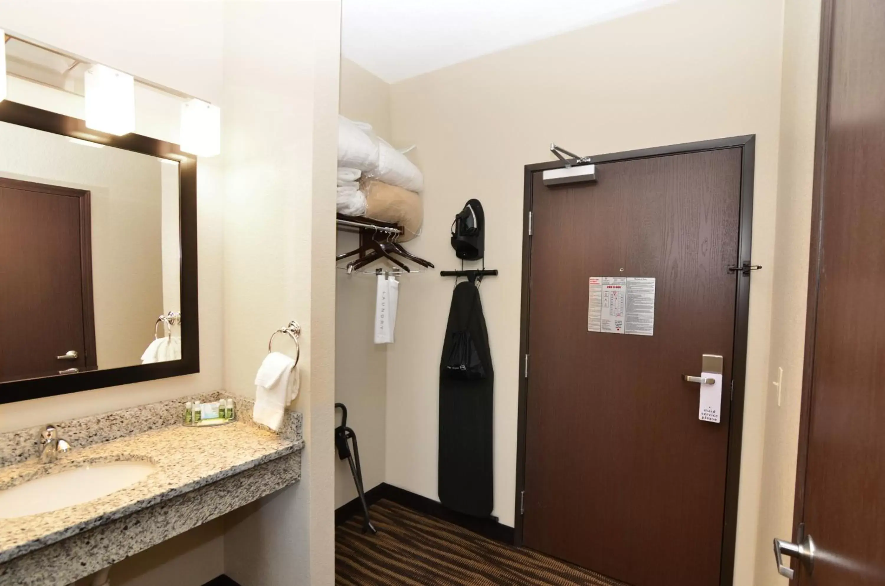 Bathroom in Cobblestone Inn & Suites - Manning