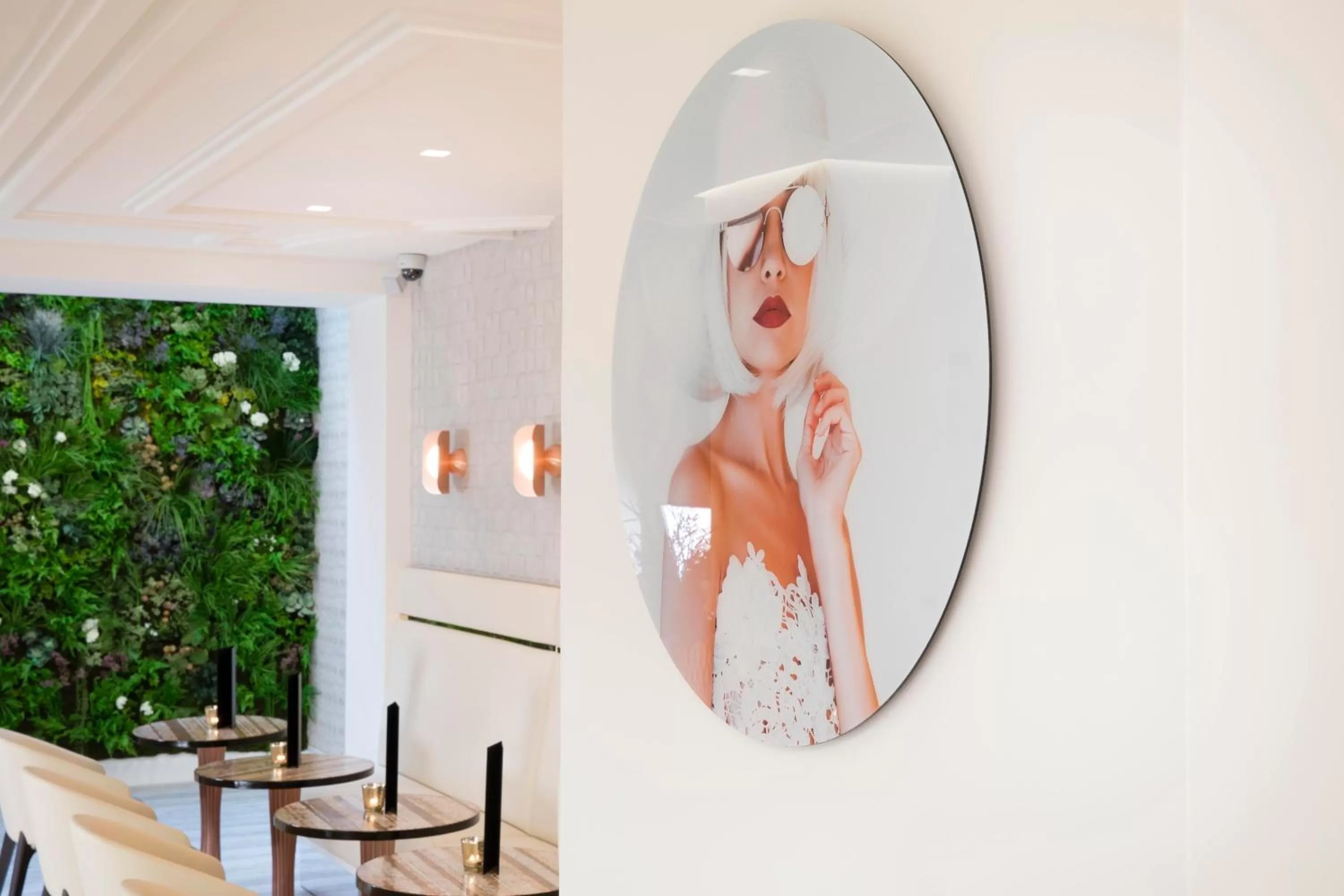 Living room in Hôtel Dress Code