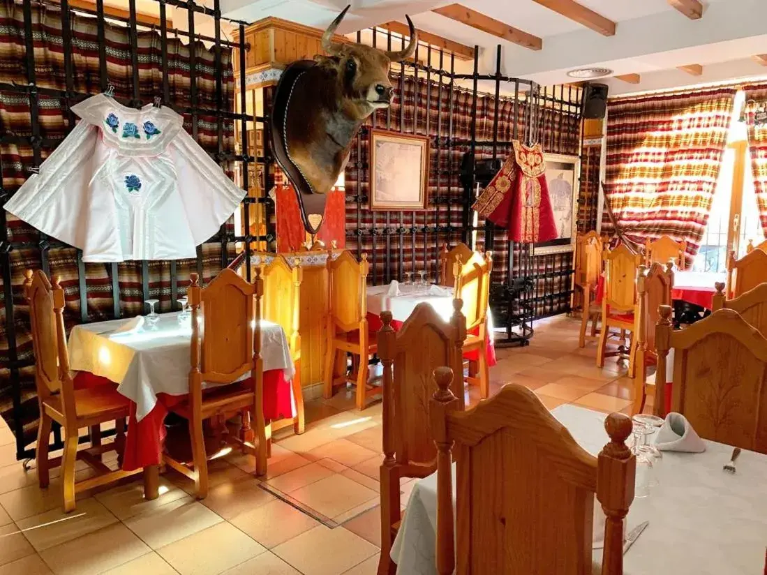 Restaurant/places to eat in Hotel Flor de la Mancha