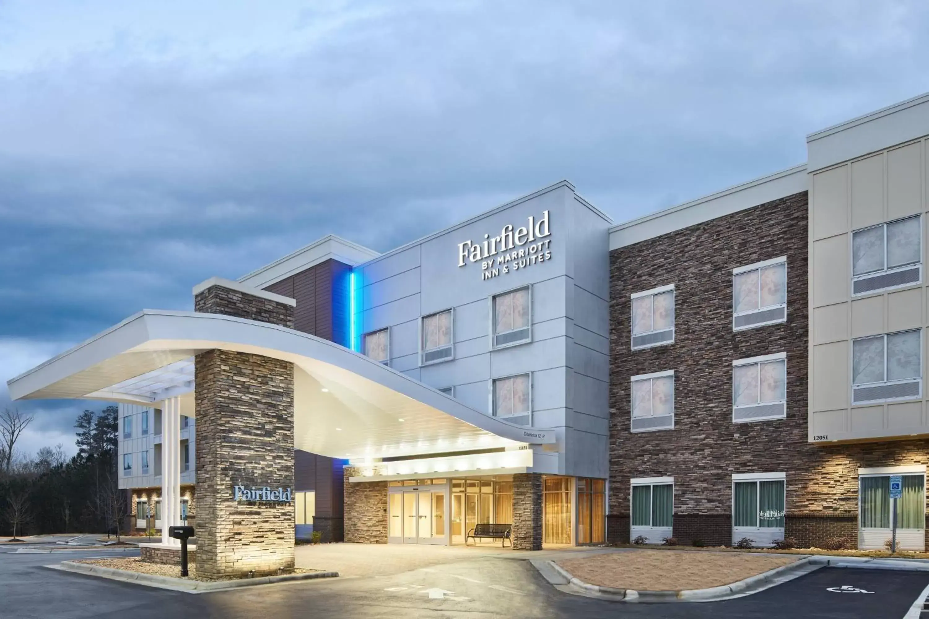 Property Building in Fairfield Inn & Suites by Marriott Raleigh Wake Forest