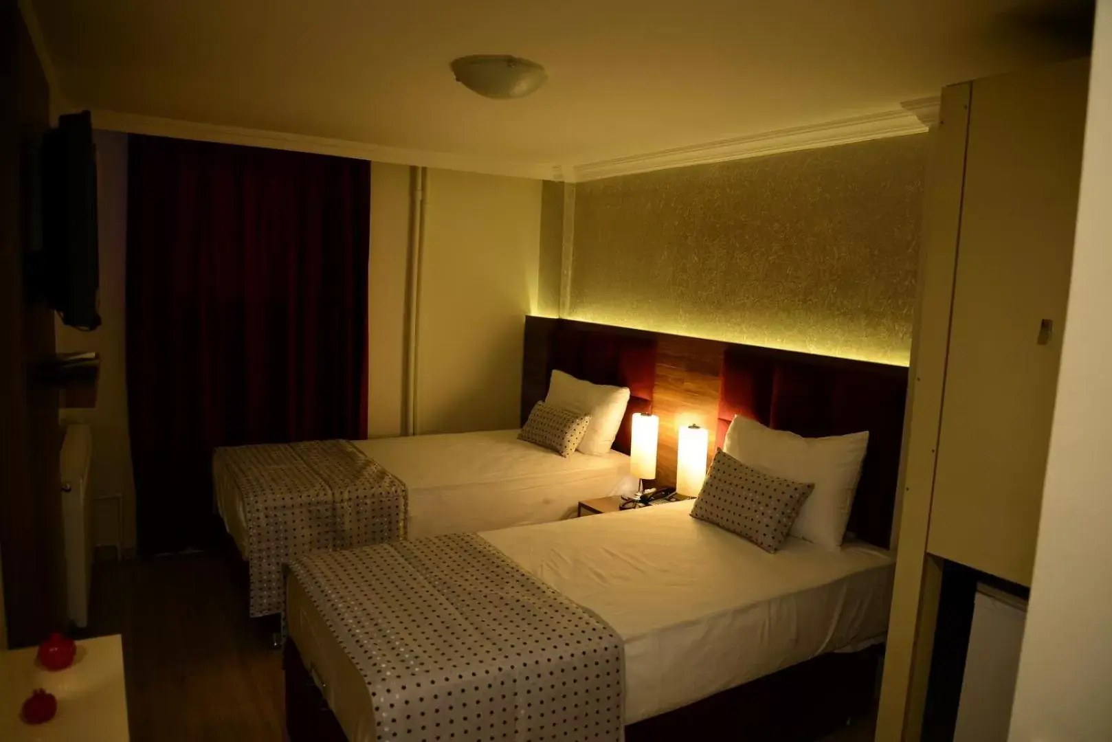 Economy Double or Twin Room - single occupancy in Laleli Hotel Izmir Economy Double or Twin Room - single occupancy in Laleli Hotel Izmir