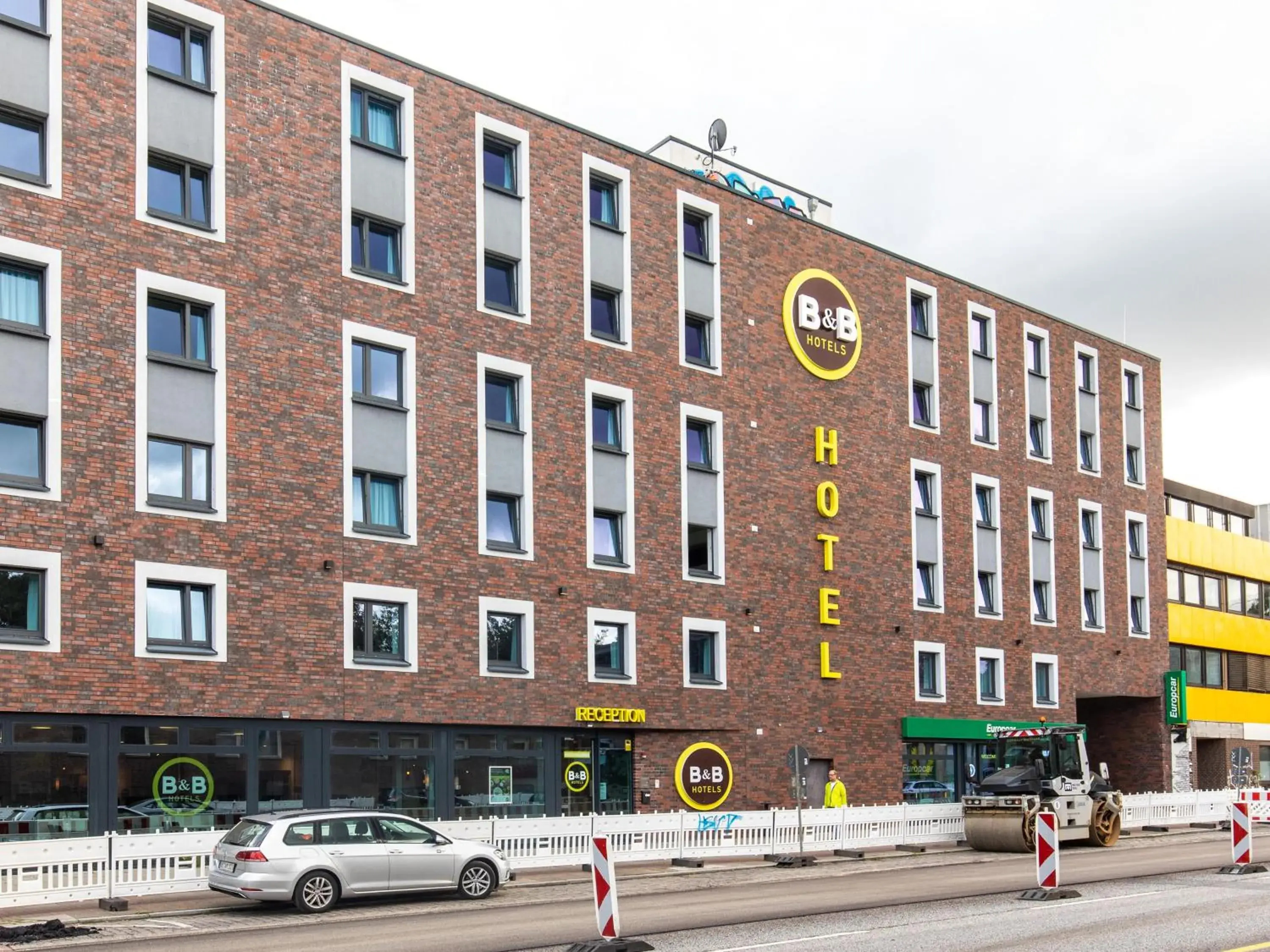 Property Building in B&B Hotel Hamburg-Wandsbek