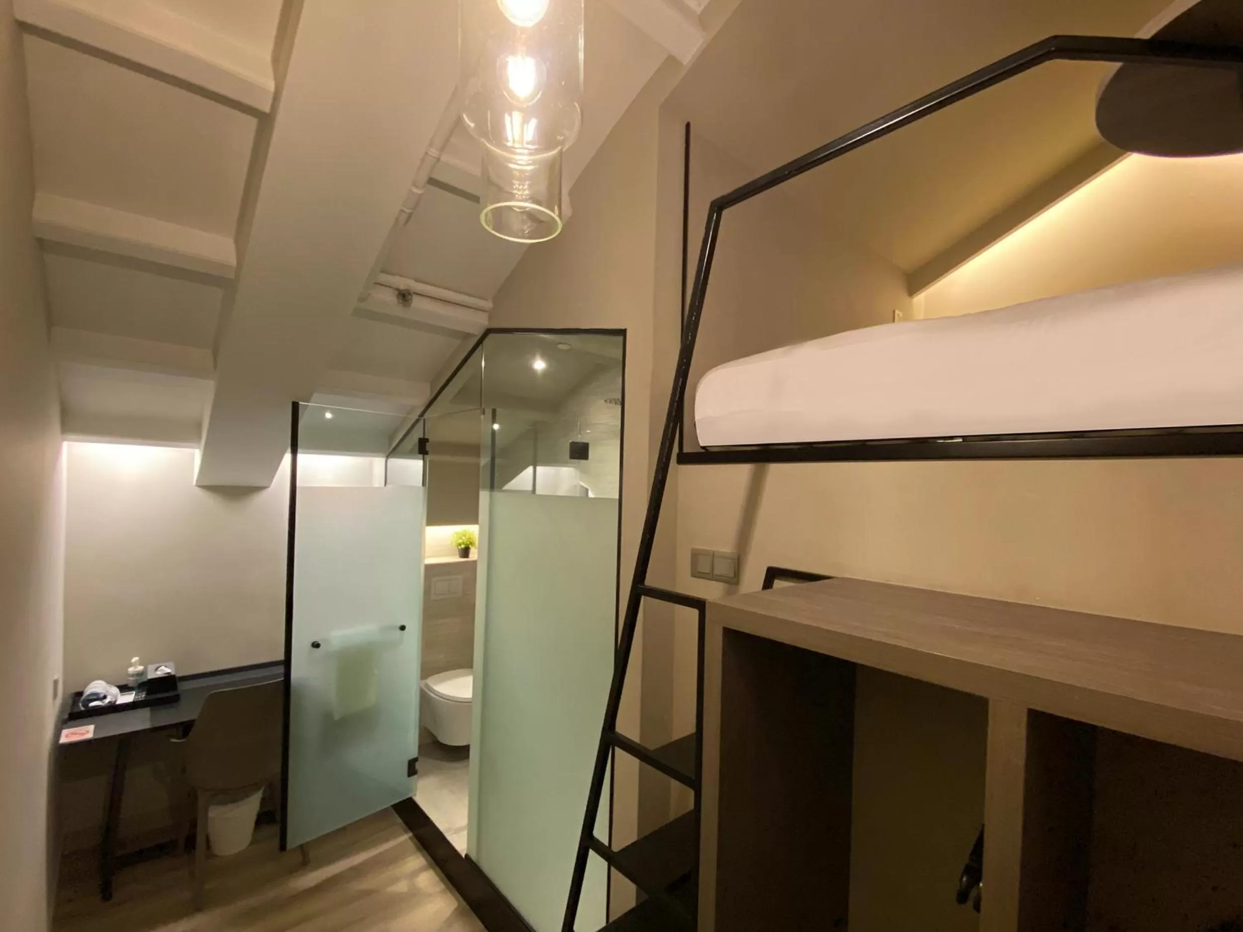 Bedroom in ST Signature Jalan Besar, SHORT OVERNIGHT, 13 Hours, 6PM-7AM