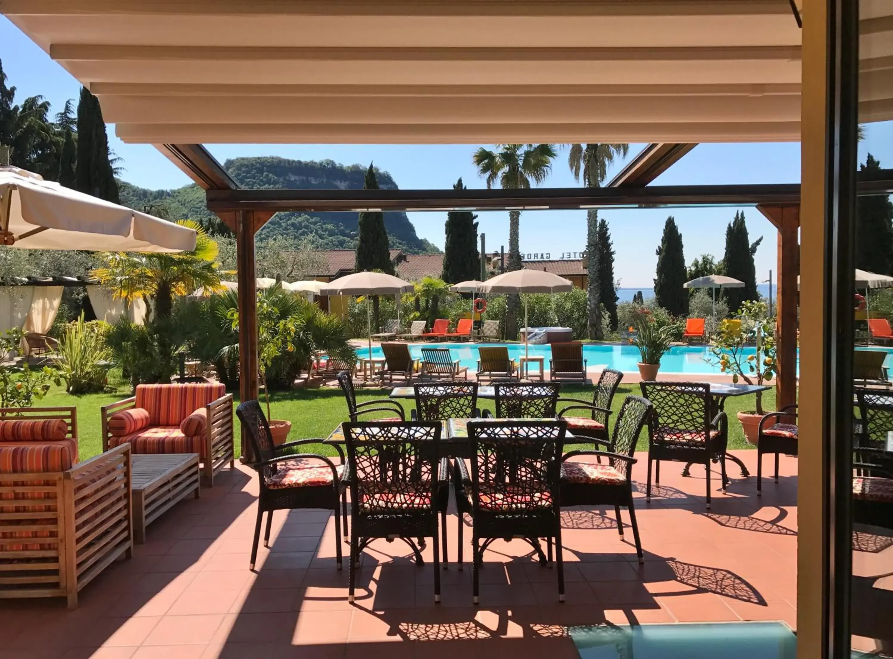 Property building in Villa Madrina Lovely and Dynamic Hotel Property building in Villa Madrina Lovely and Dynamic Hotel