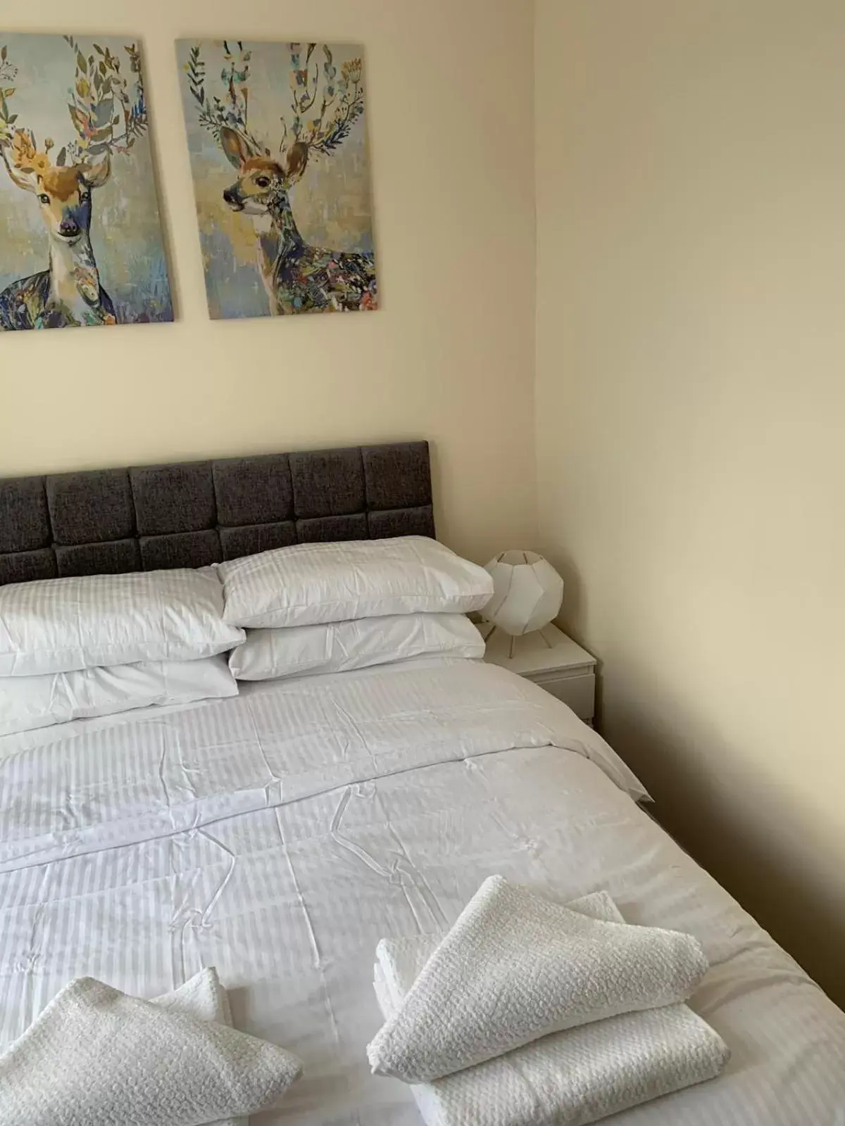 Bed in Smeaton serviced Accommodation